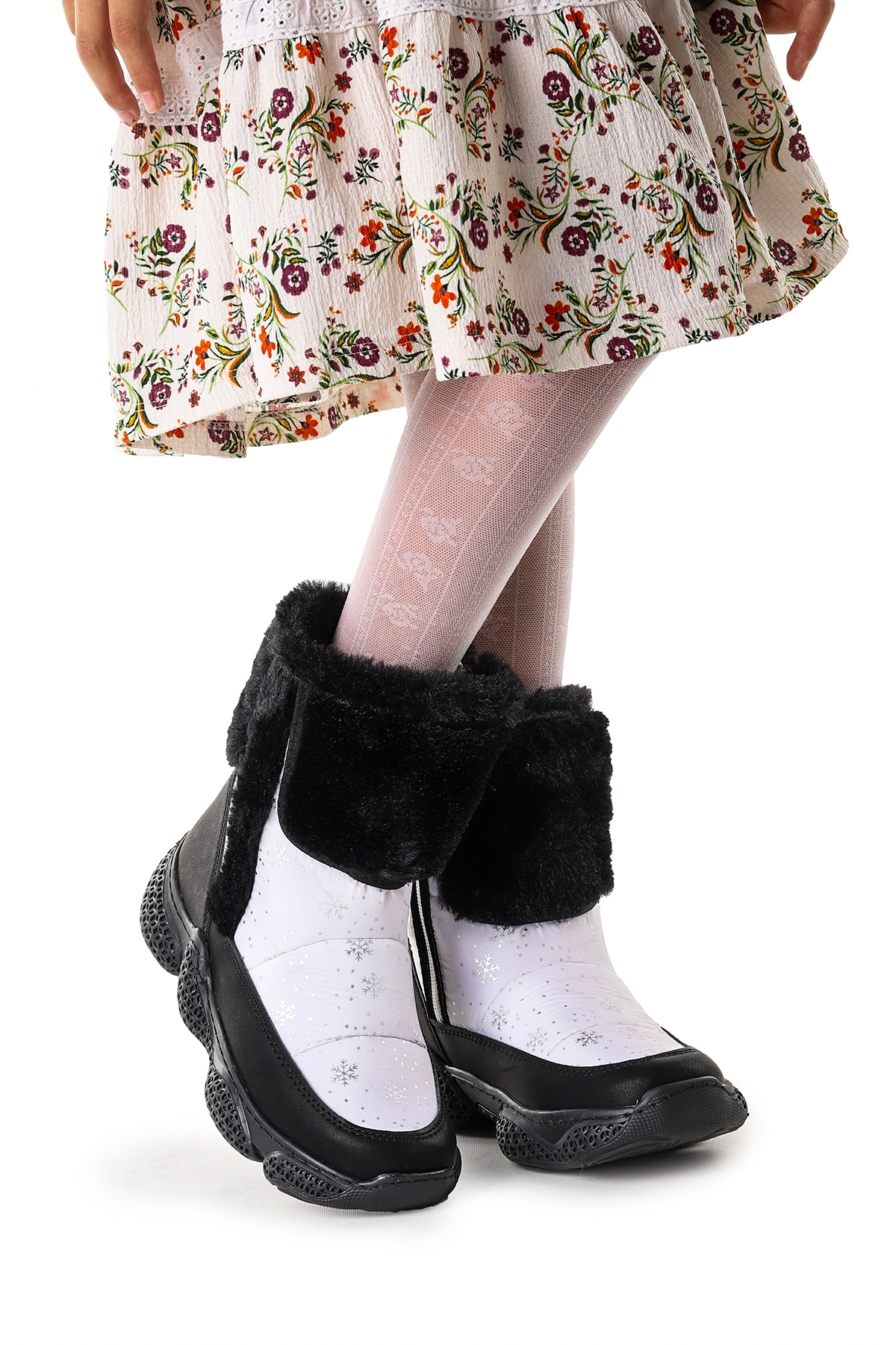 Lp 155-145 Kız Çocuk Kar Bot Ayakkabı Beyaz - Siyah - Görsel 4