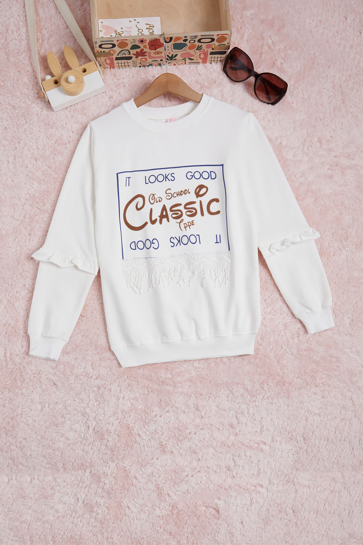 Ekru Yazı Baskılı Püsküllü Kız Çocuk Sweatshirt 16312