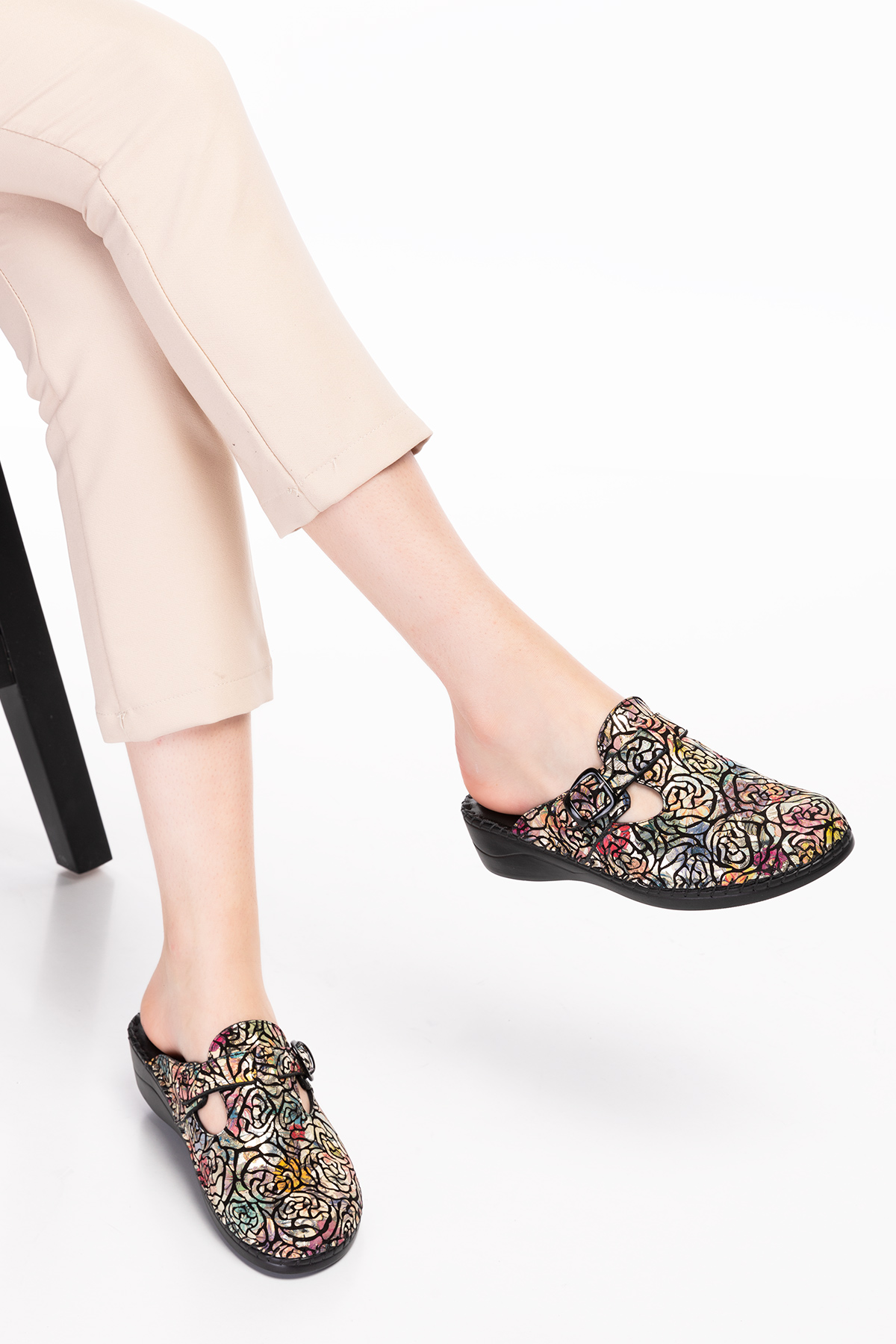 Gondol Kadın Hakiki Deri Ortopedik Sabo Terlik yprk.707 - Görsel 5