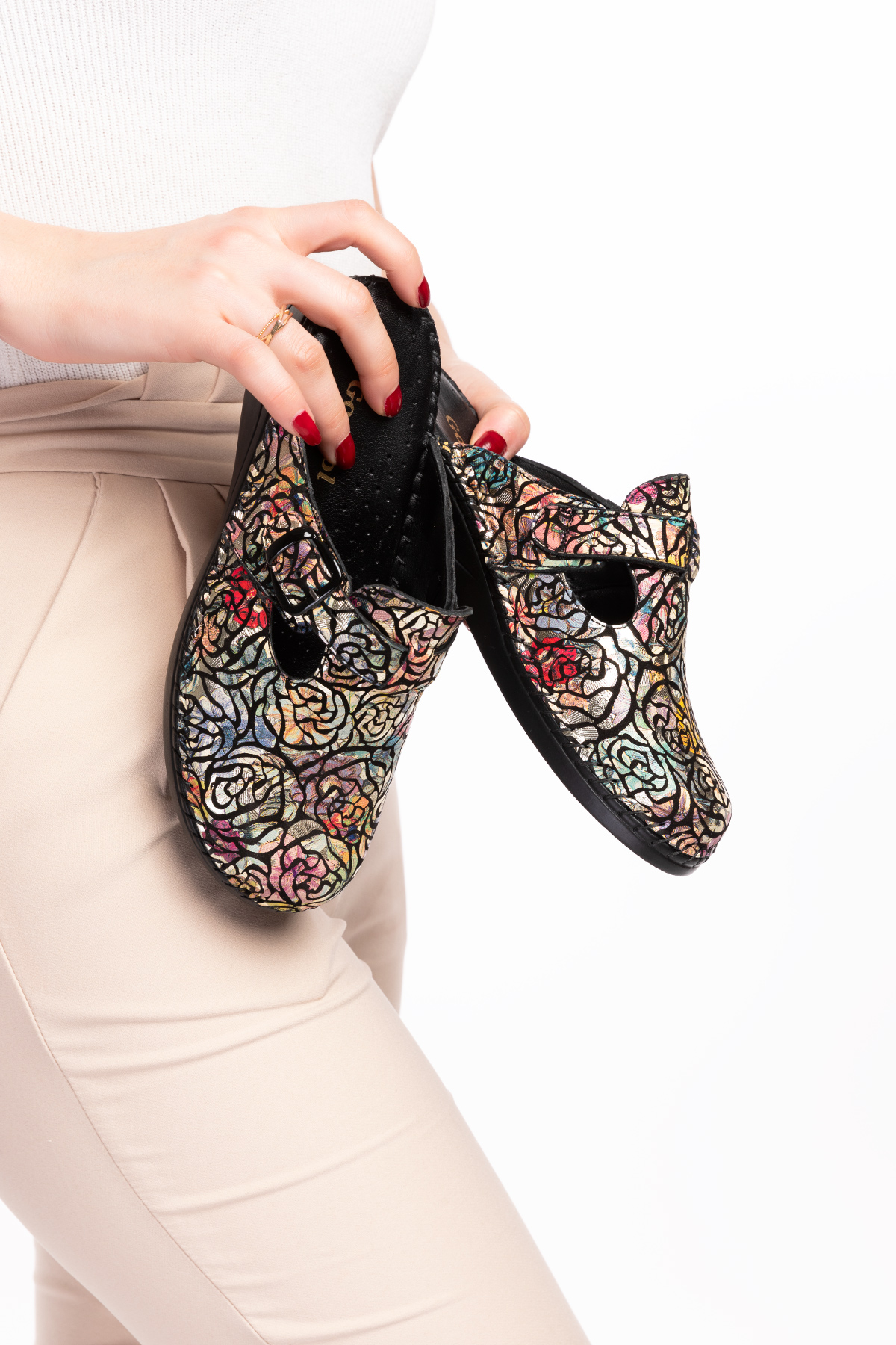 Gondol Kadın Hakiki Deri Ortopedik Sabo Terlik yprk.707 - Görsel 8