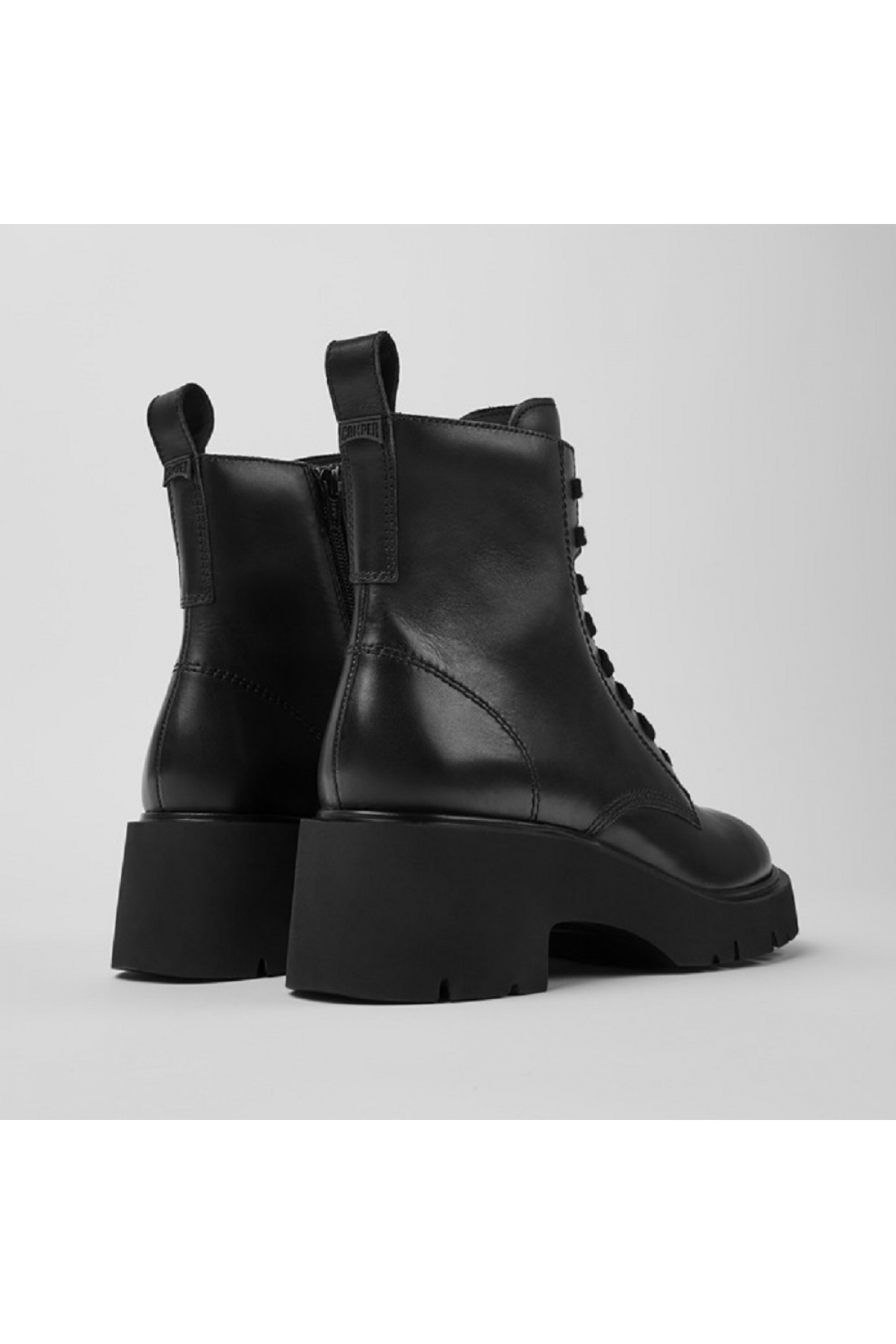 Kadın Bot - Görsel 3