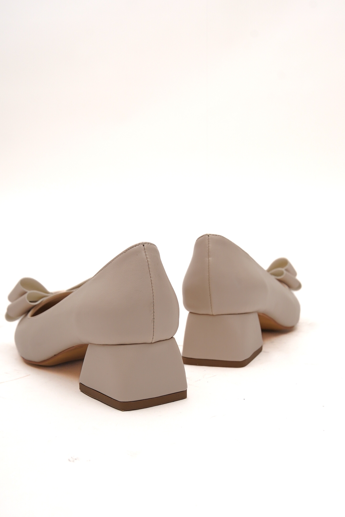 Renata Bej Fiyonklu (4cm) Sivri Burun Topuklu Ayakkabı - Görsel 5