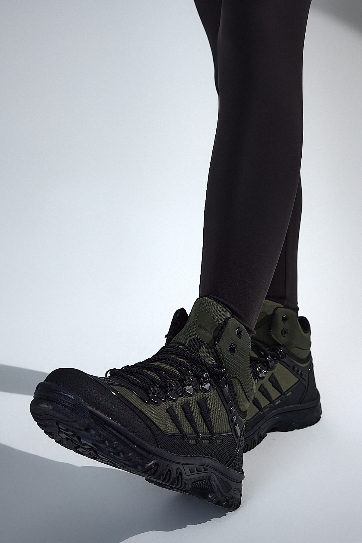 Erkek Haki Siyah Rahat Kalıp Bağcıklı Detaylı Erkek Bot - Görsel 3