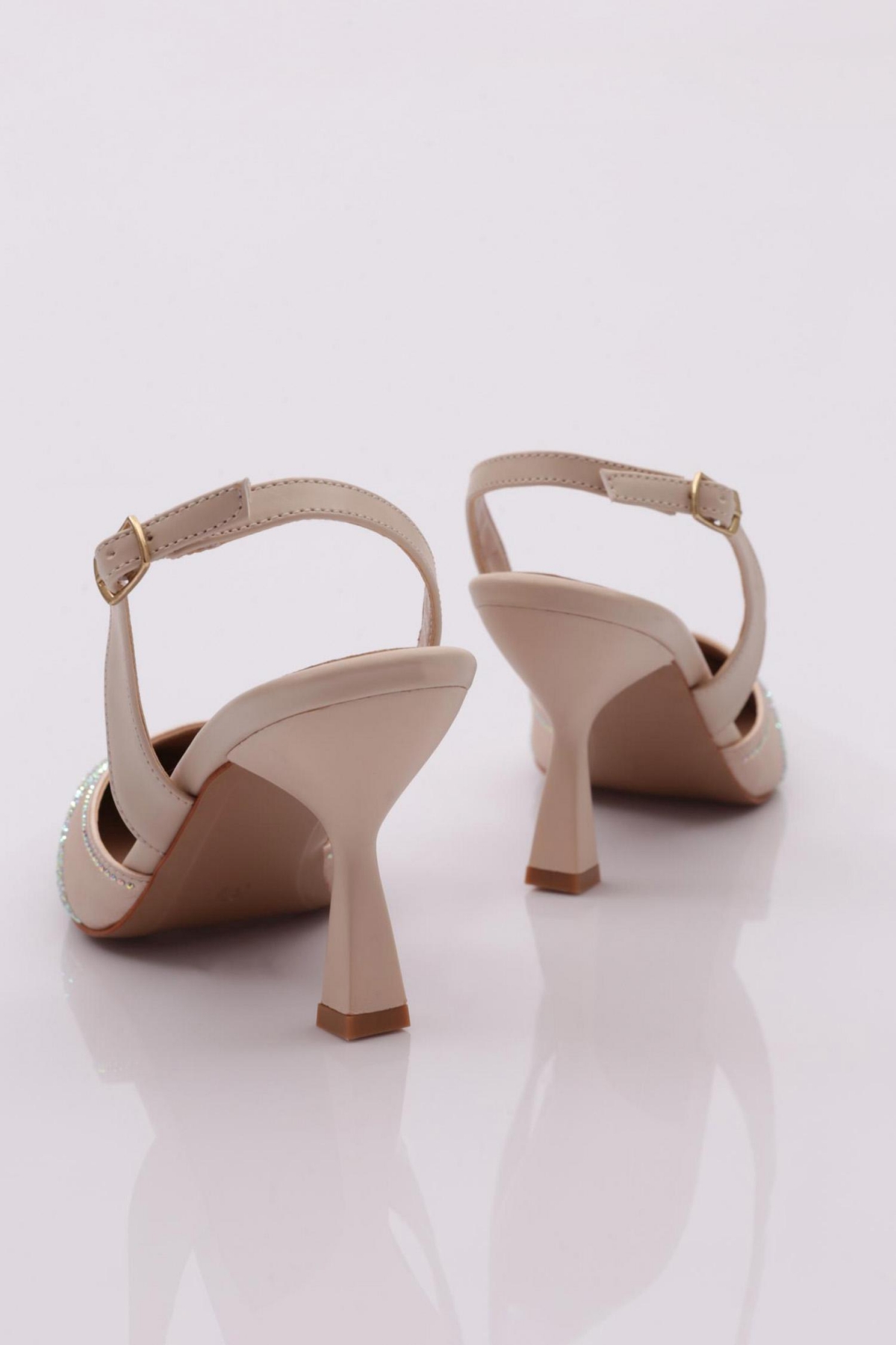 01 Kadin Silver Taşli Sivri Burun Topuklu Ayakkabi - Görsel 4