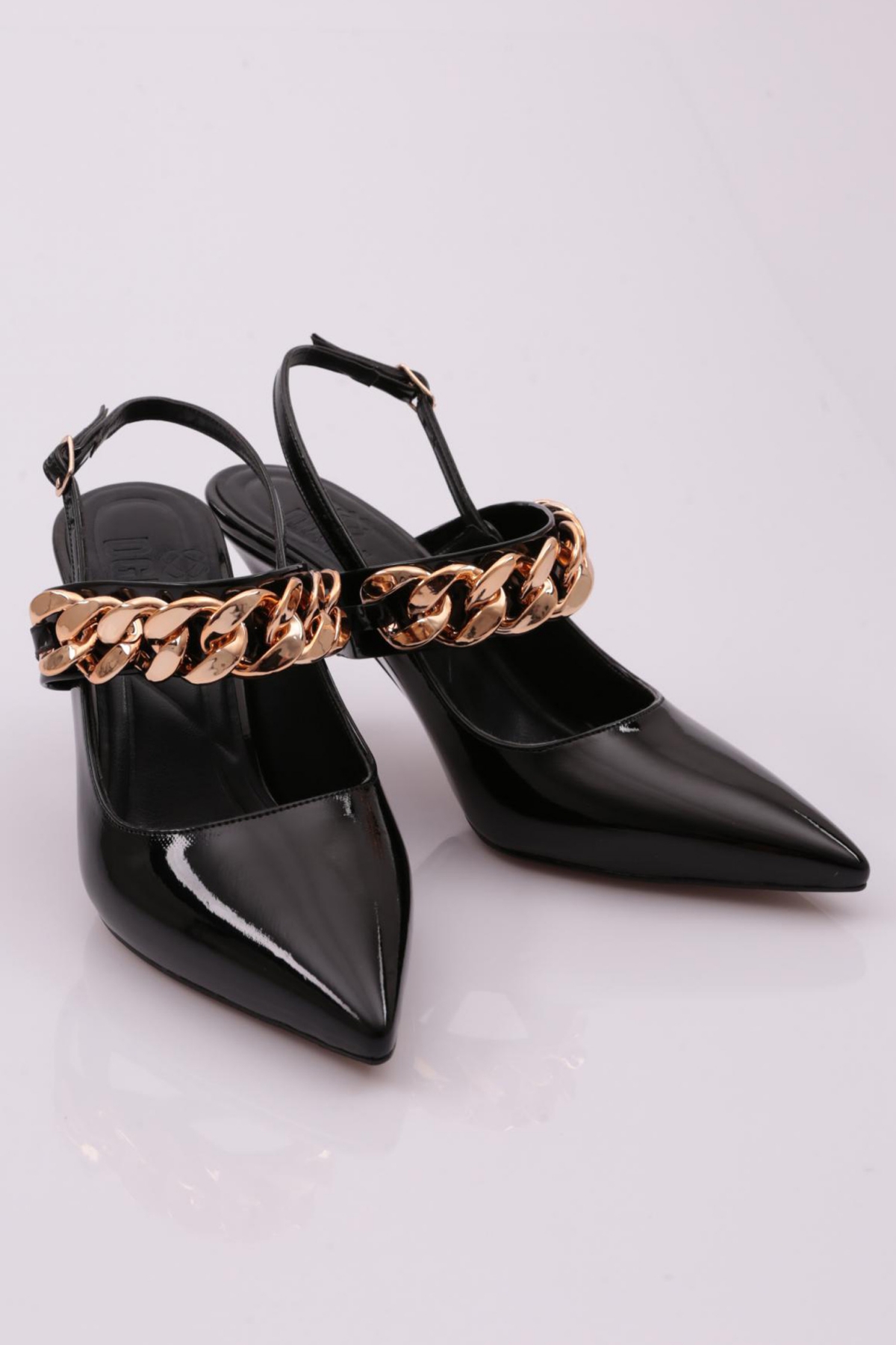 605 Kadin Aksesuarli Bantli Topuklu Ayakkabi - Görsel 3