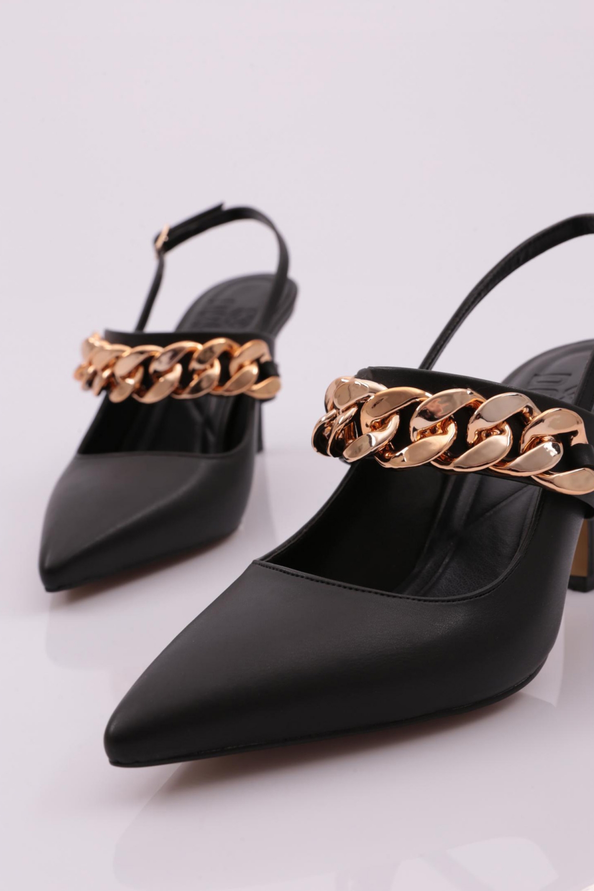 605 Kadin Aksesuarli Bantli Topuklu Ayakkabi - Görsel 5