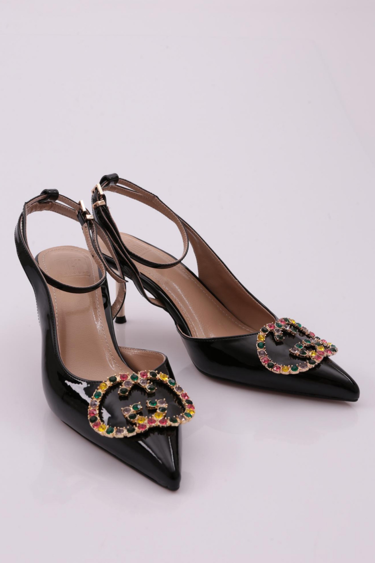 1772 Kadin Topuklu Ayakkabi - Görsel 3
