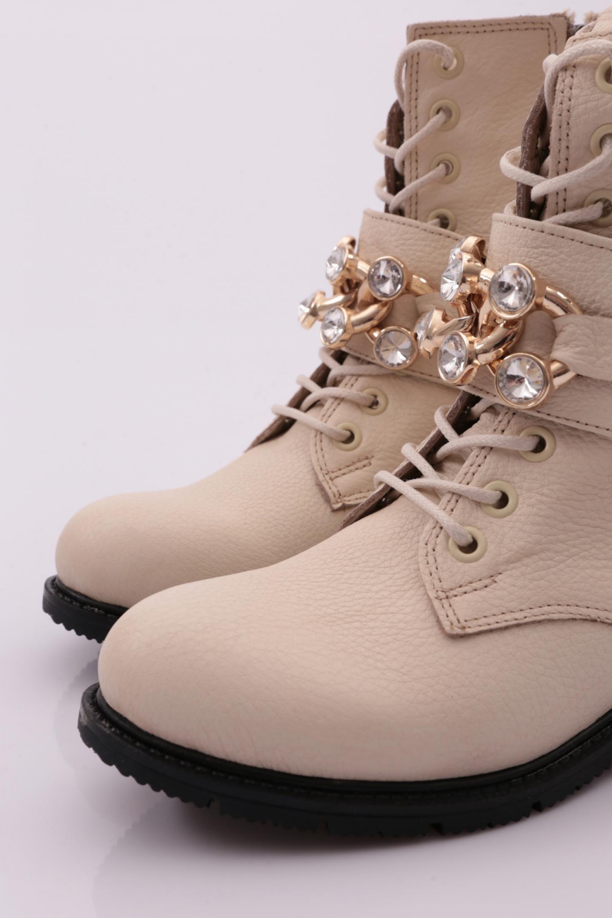 0722-22K Kadin Bağcikli Kristal Taş Tokali Postal Bot - Görsel 5