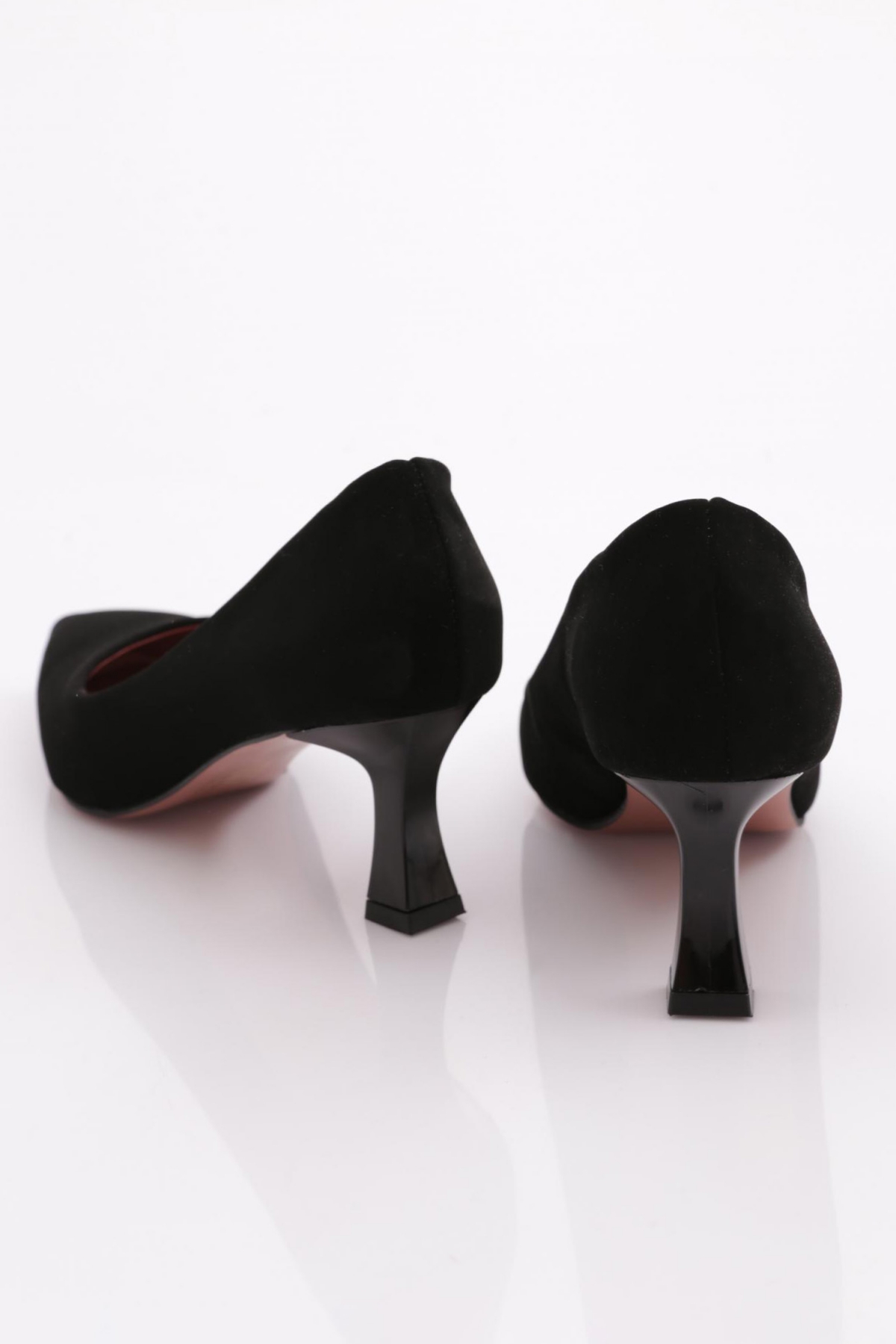 320 Sivri Burun Parmak Dekolteli Uzun Topuklu Ayakkabi - Görsel 4