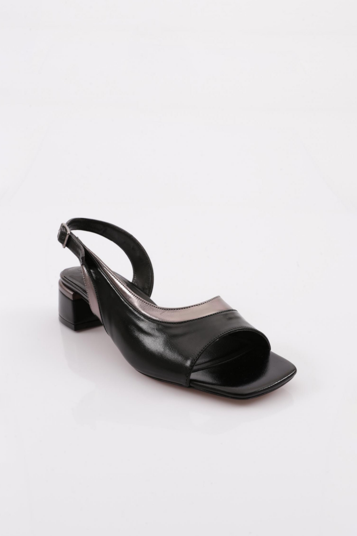 309 Kadin Tek Yani Kapali Kisa Topuklu Ayakkabi - Görsel 3