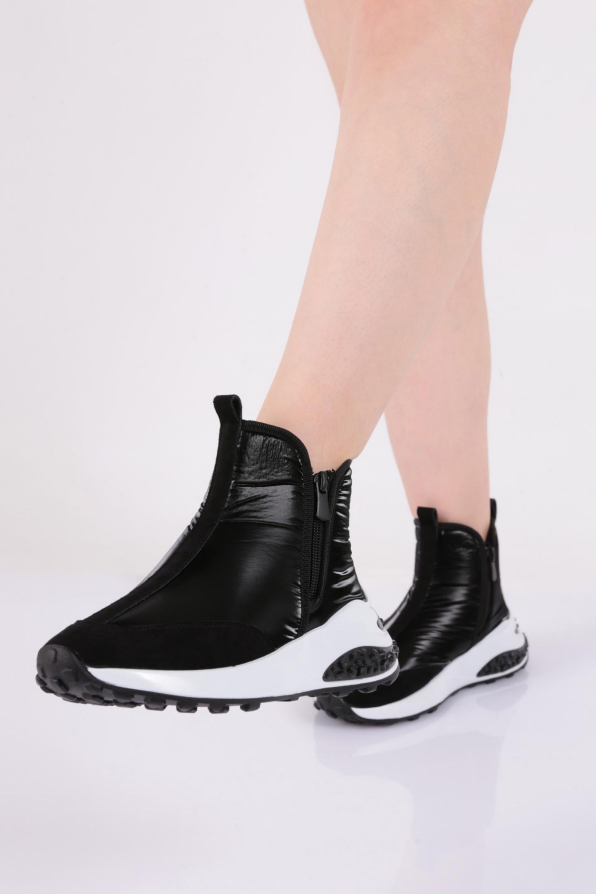 029 Kadin Bot - Görsel 2