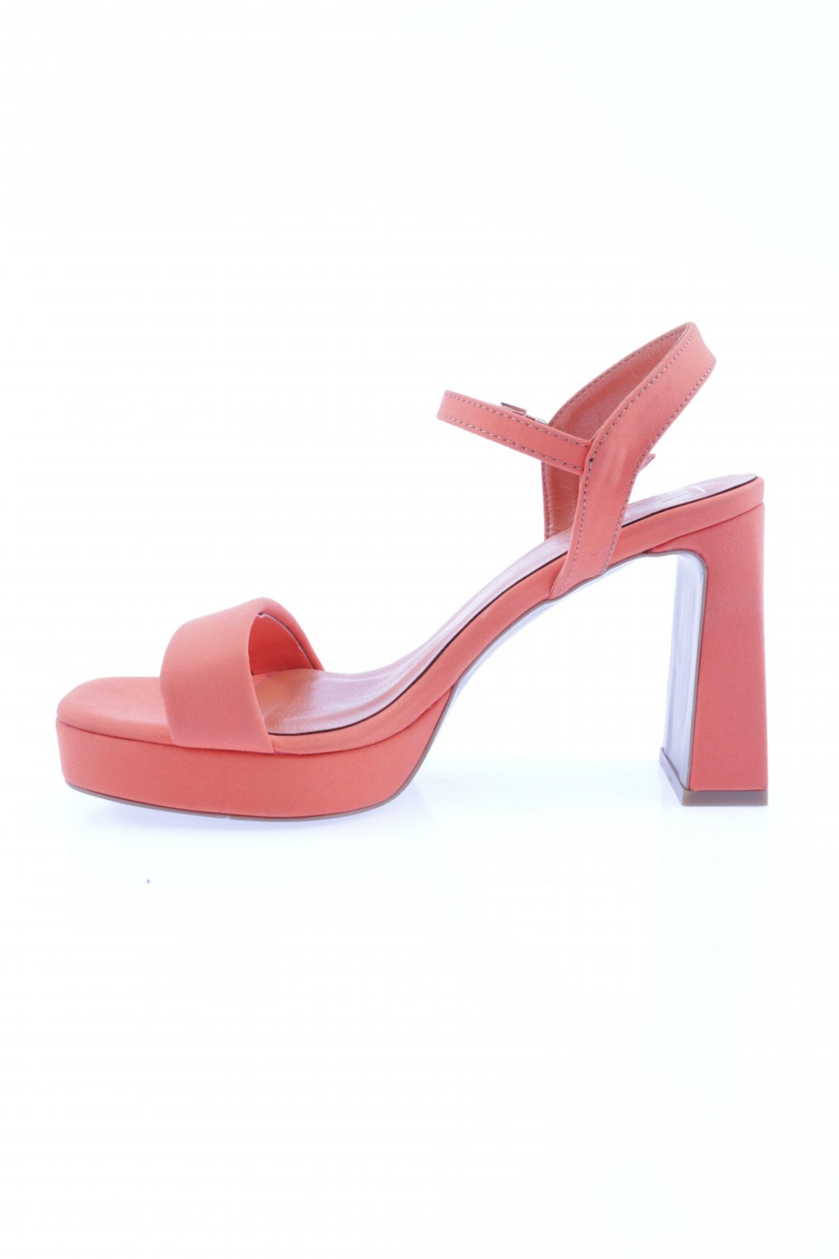 72 Kadin Bantli Topuklu Ayakkabi - Görsel 4