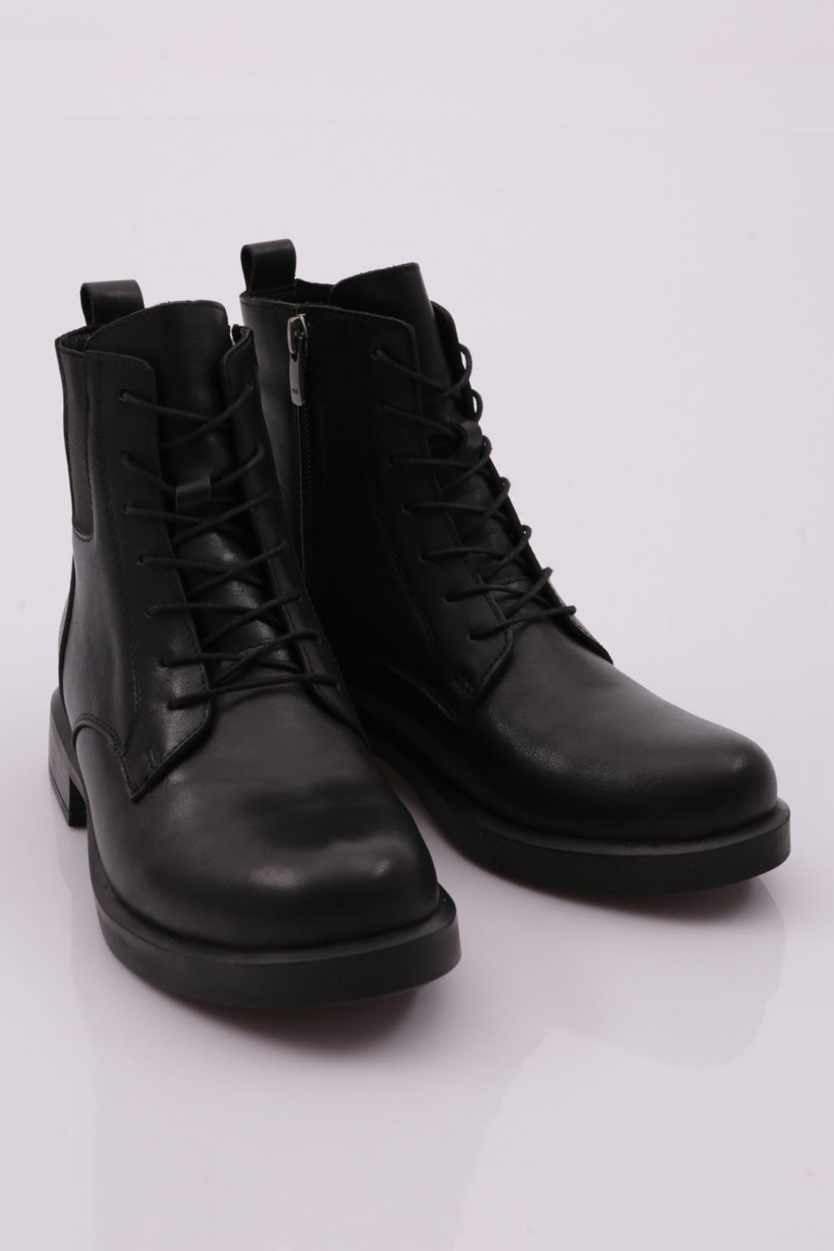Dgn Dgn Siyah 22515 KADIN BAĞCIKLI FERMUARLI BOT | Flo Siyah - 3. görsel