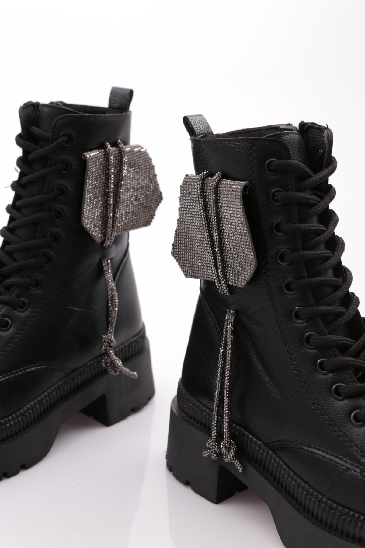 906223 Kadin Bot - Görsel 5