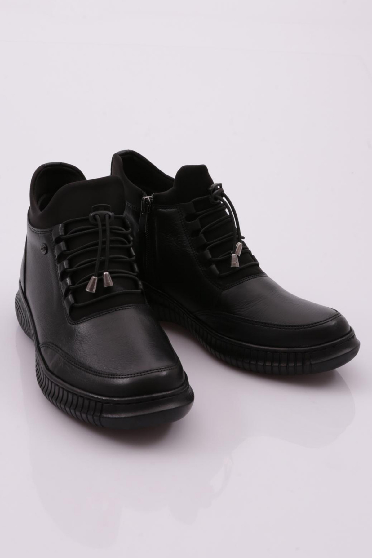 435 LASTİK BAĞCIKLI FERMUARLI KADIN BOT - Görsel 3