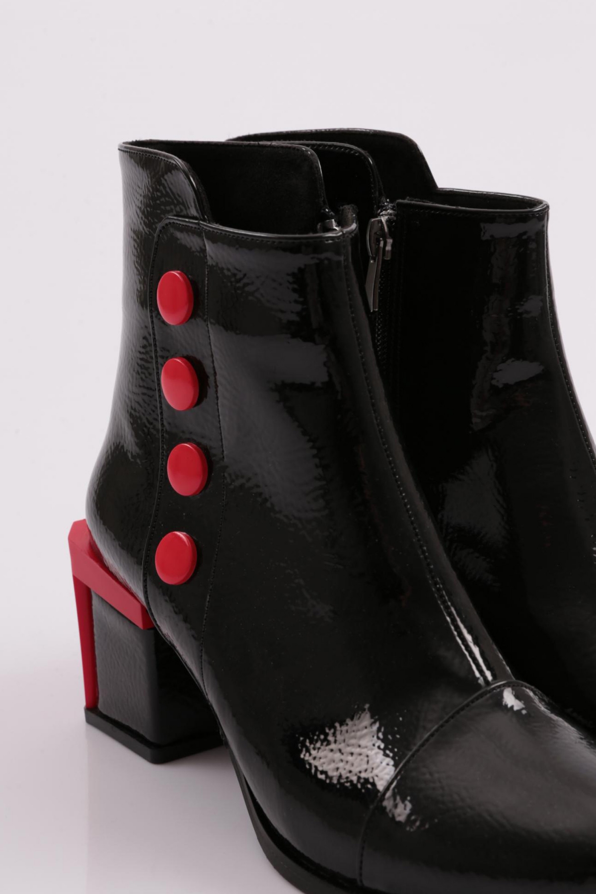 725-22K Kadin Aksesuar Detayli Topuklu Bot - Görsel 5