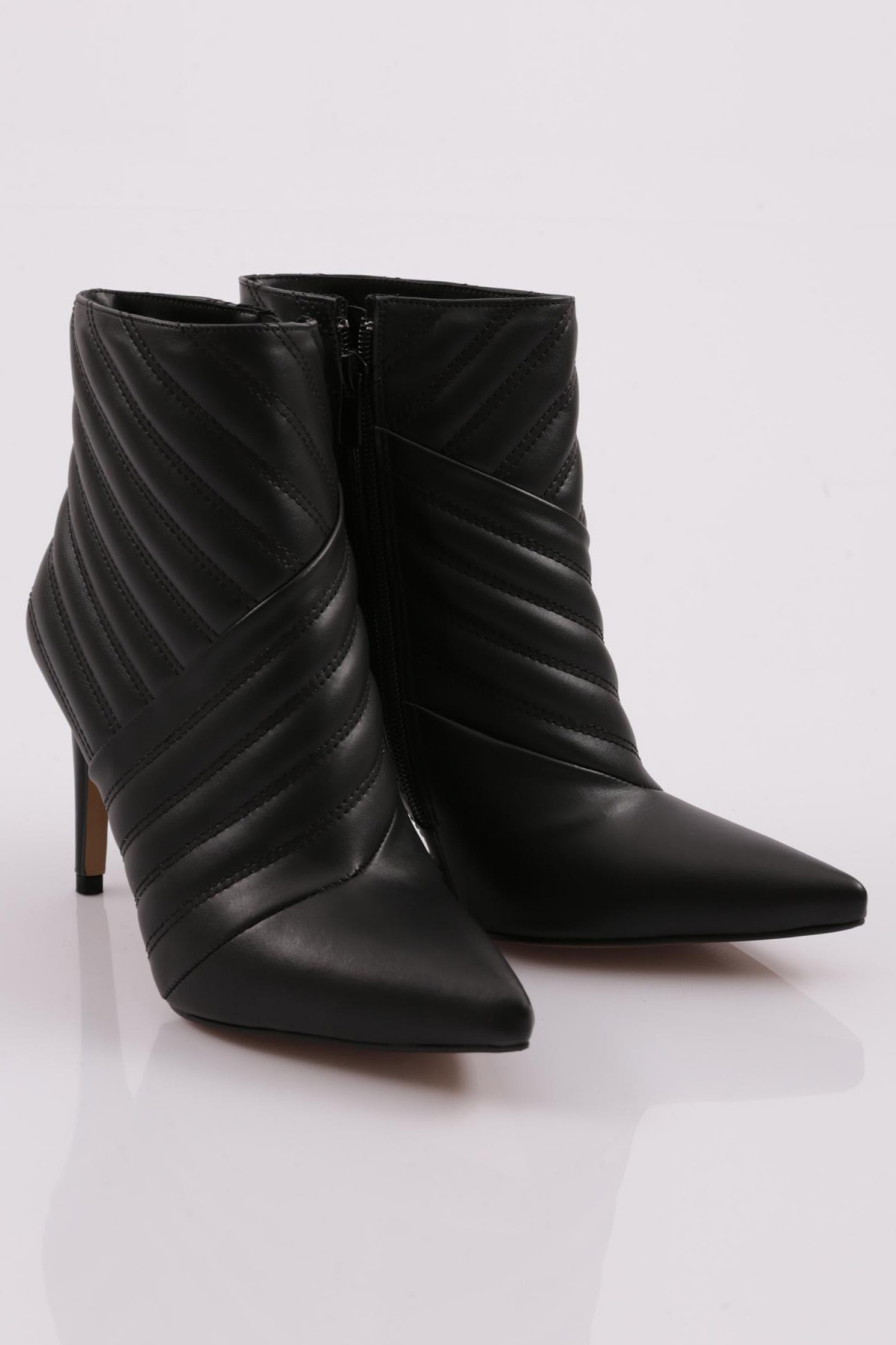 Dgn Dgn Siyah M1111 Sivri Burun İnce Topuklu Bot | Flo Siyah - 3. görsel