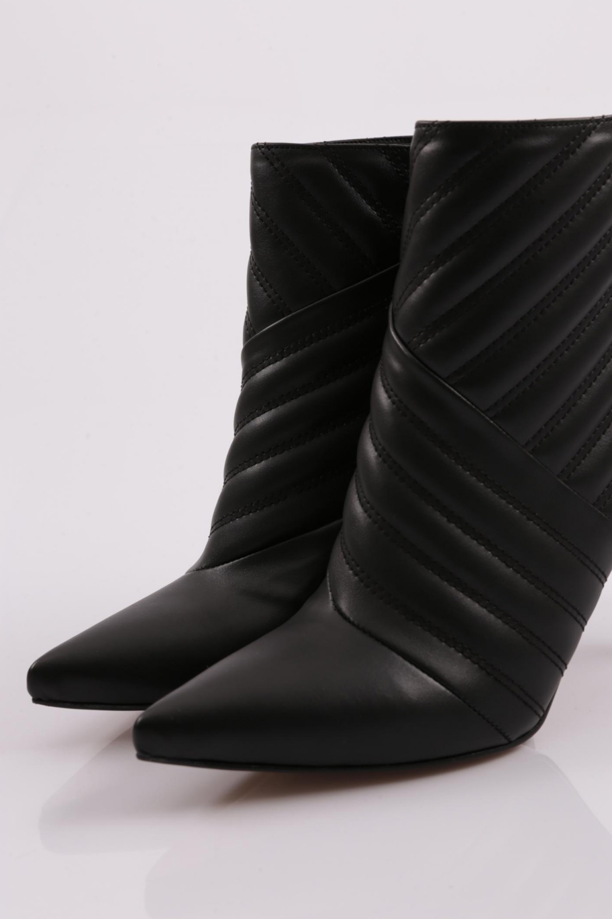 Dgn Dgn Siyah M1111 Sivri Burun İnce Topuklu Bot | Flo Siyah - 5. görsel