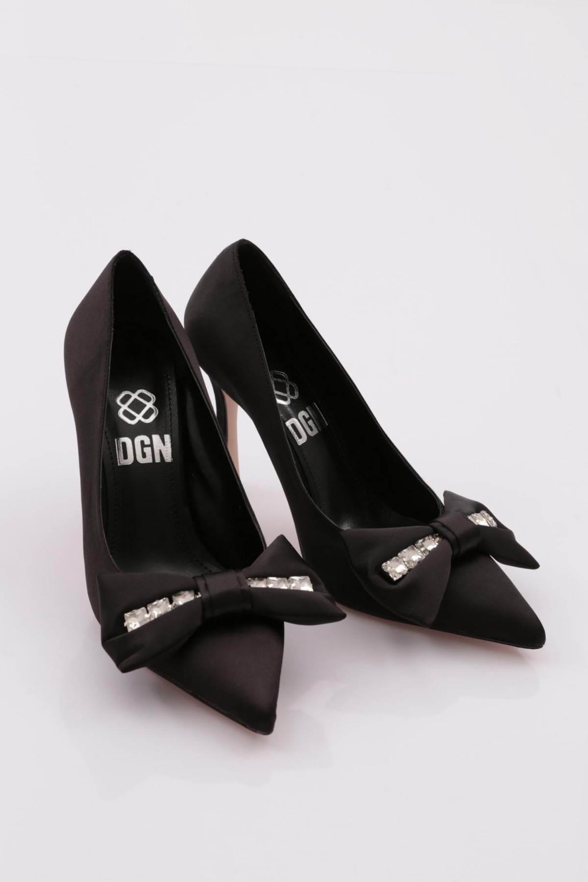 3704 Kadin Topuklu Ayakkabi - Görsel 3