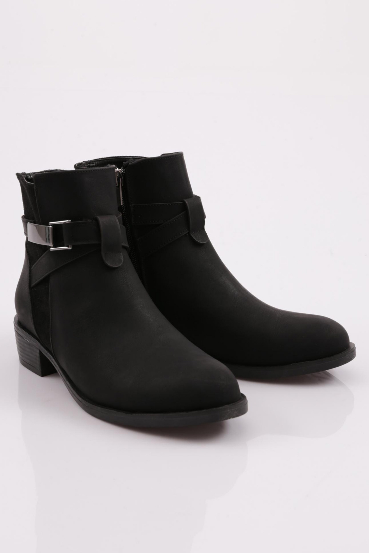 504-190-22K Çapraz Tokali Kadin Kisa Bot - Görsel 3