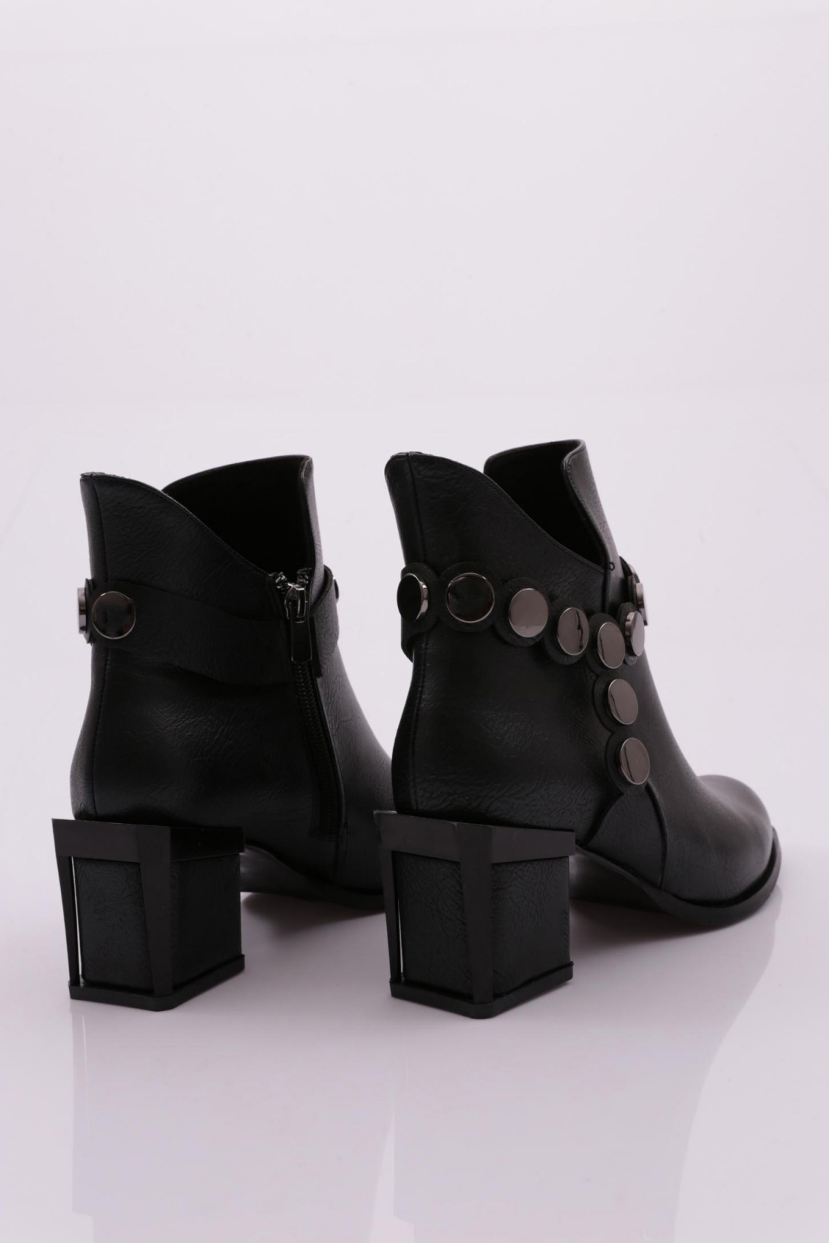 810-22K Kadin Toka Detayli Topuklu Bot - Görsel 4