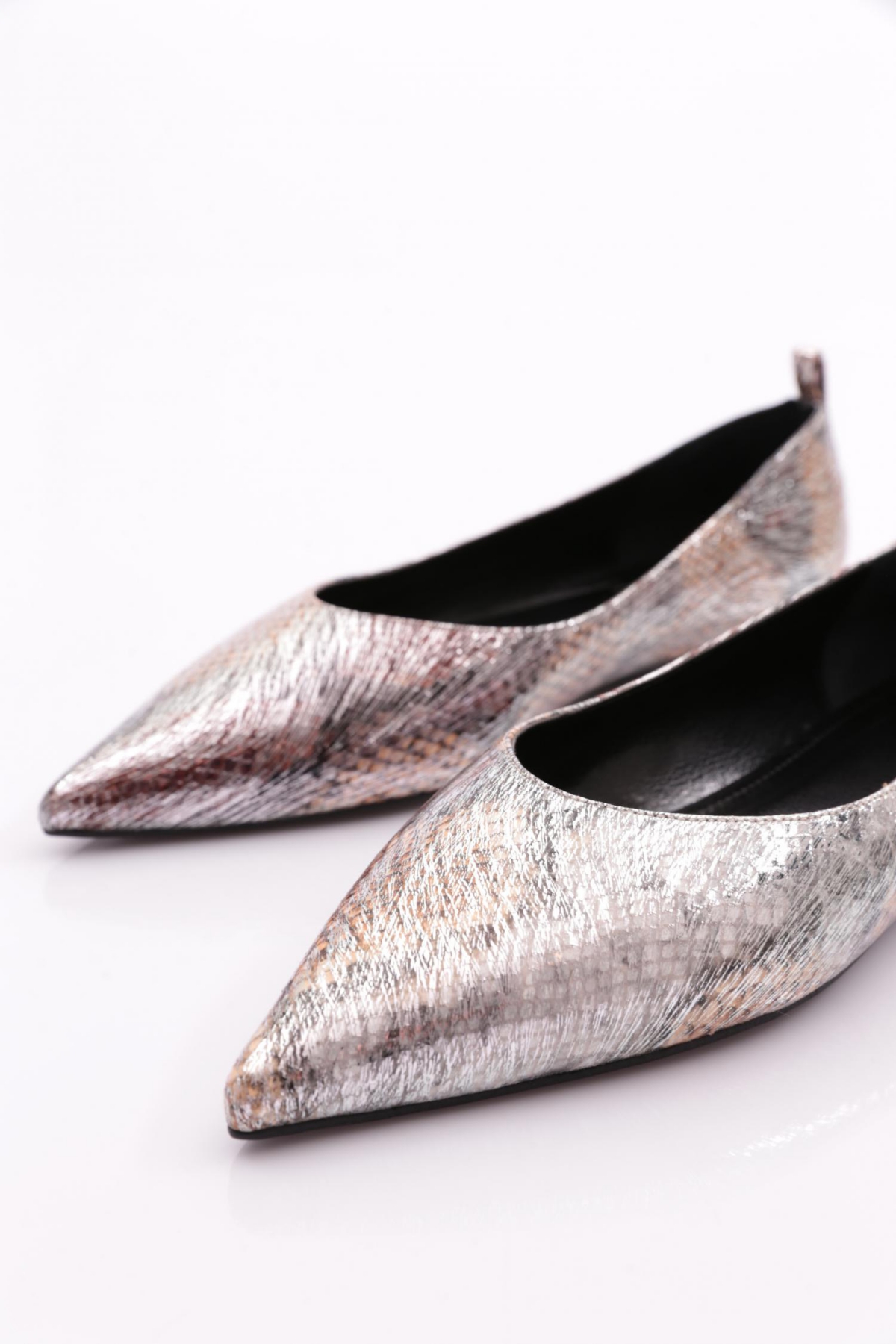 166 Kadin Sivri Burun Babet - Görsel 5