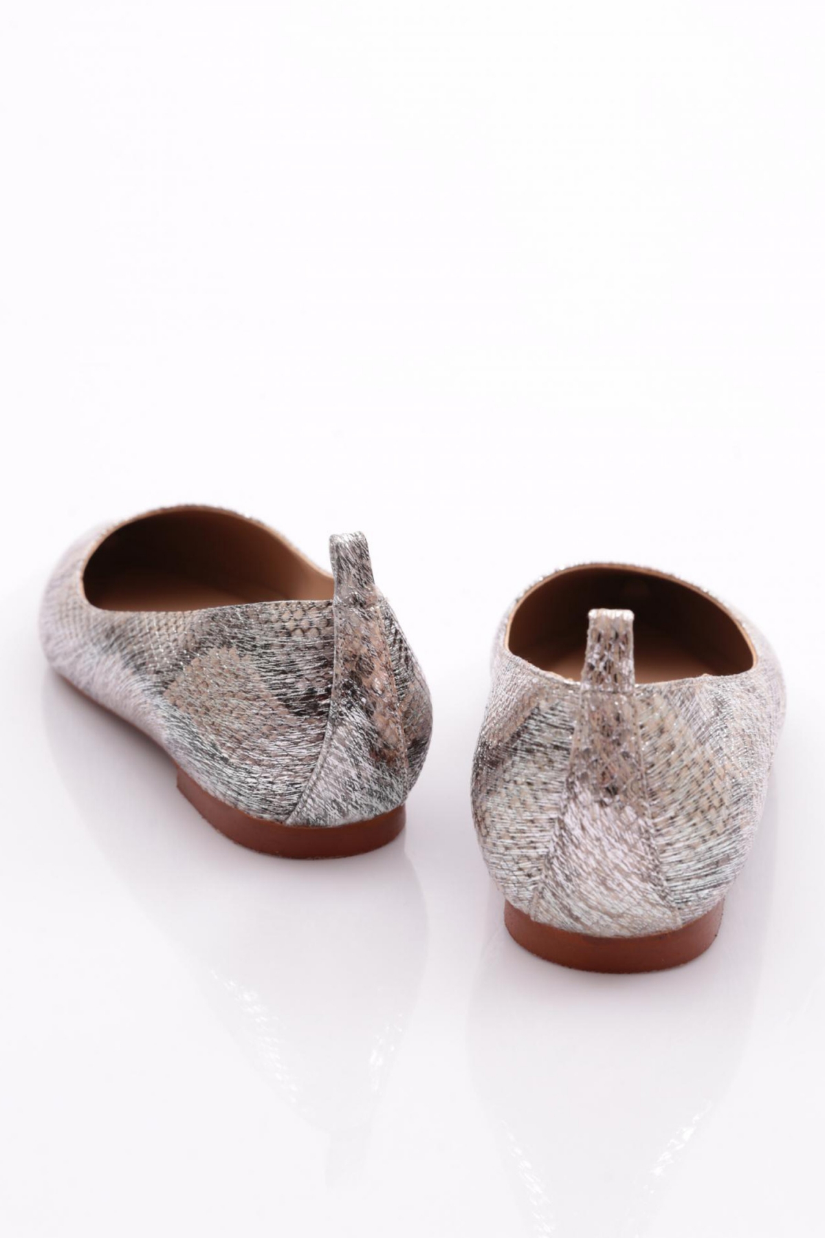 166 Kadin Sivri Burun Babet - Görsel 4