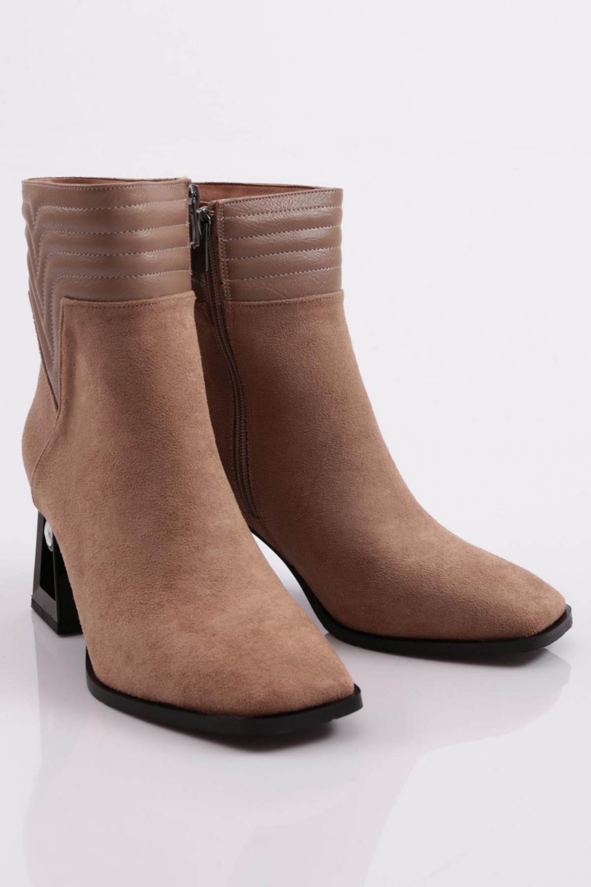 865-22K Kadin Biye Detayli Kristal Taş Topuklu Bot - Görsel 3