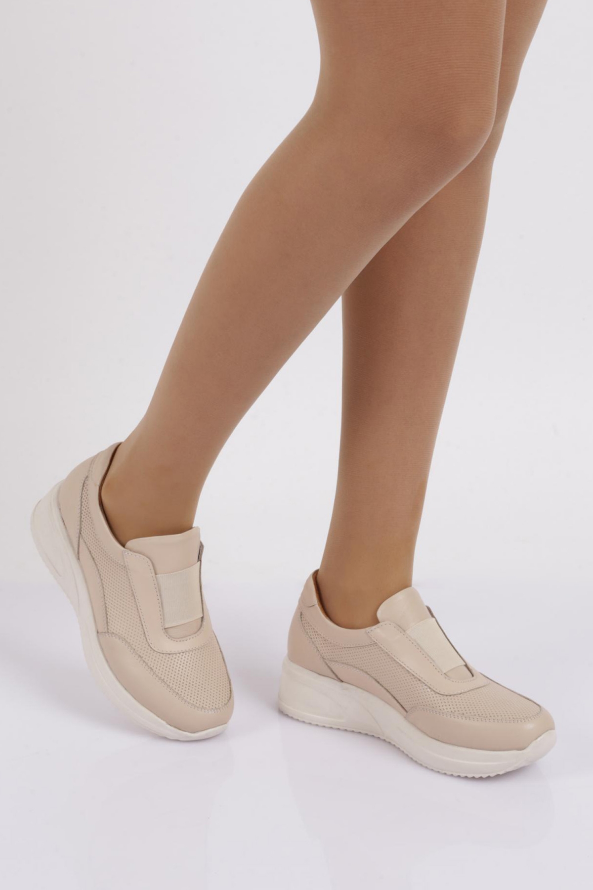 2261 Kadin Lastik Detayli Comfort Ayakkabi - Görsel 2