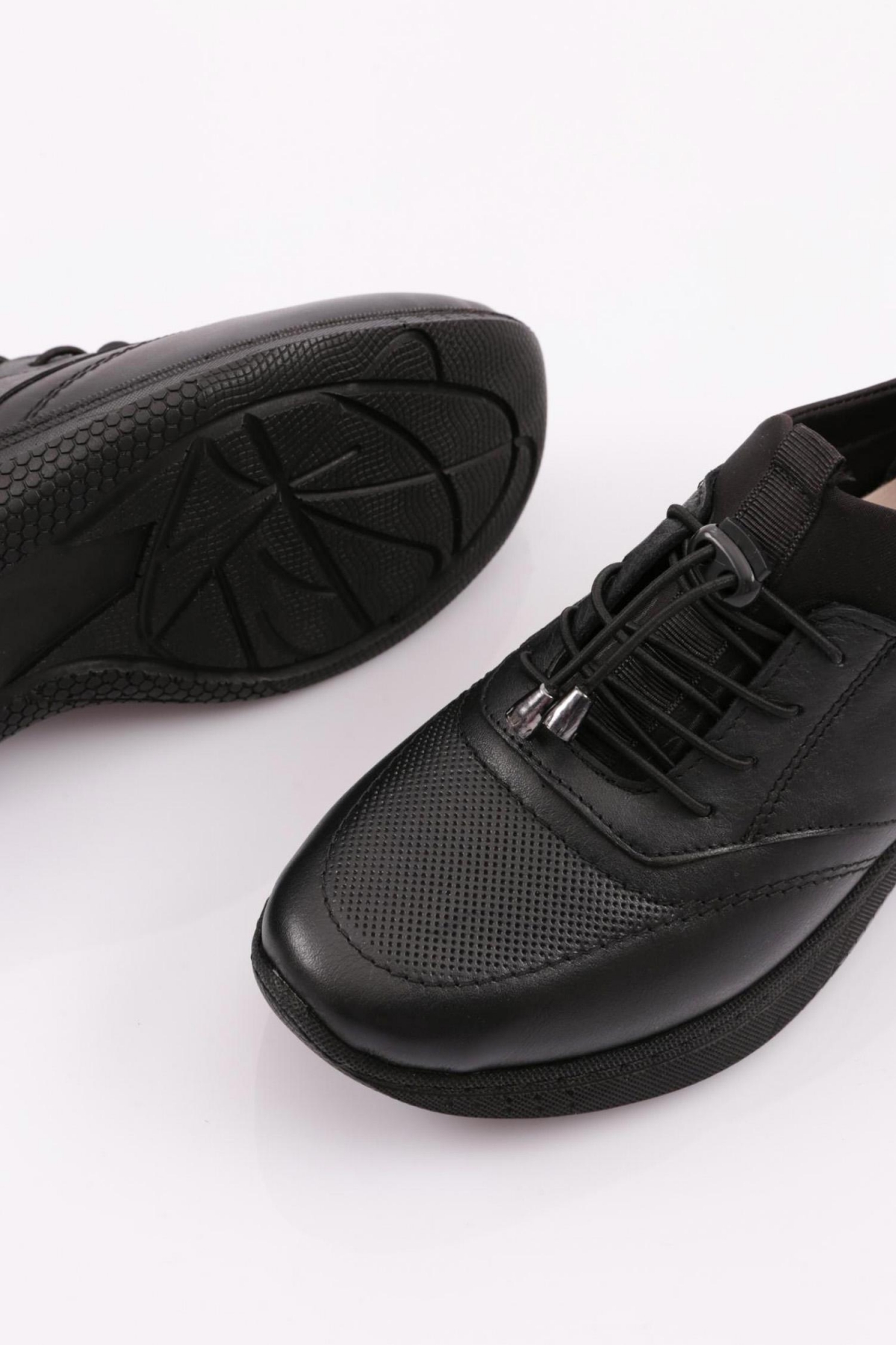 8001 Kadin Lastik Bağcikli Comfort Ayakkabi - Görsel 5