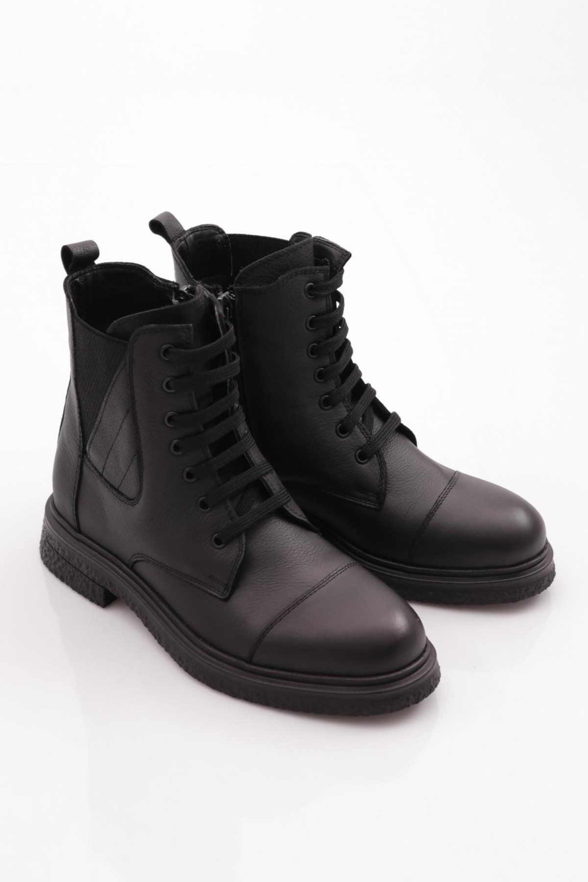 057007 Kadin Yani Lastikli Bağcikli Bot - Görsel 3