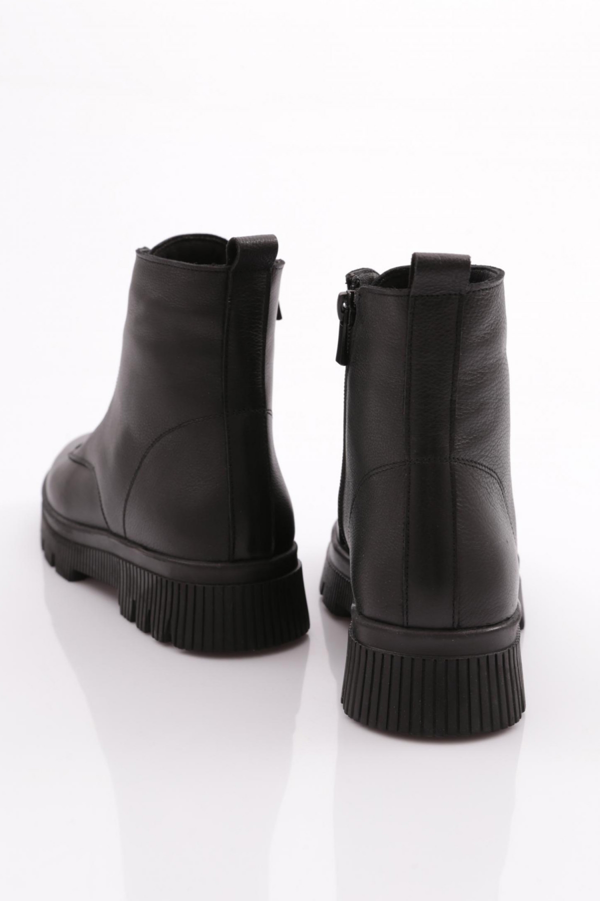 3752 Kadin Lastik Detayli Bilek Bot - Görsel 4