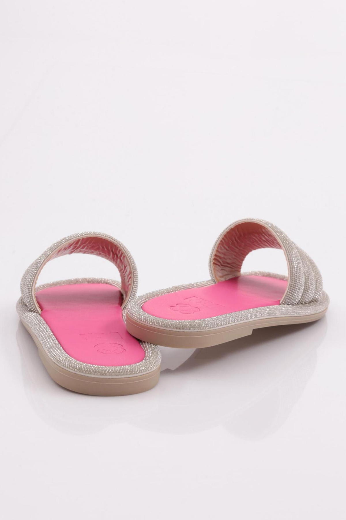 3060 Kadin Düz Taban Taşli Terlik - Görsel 4