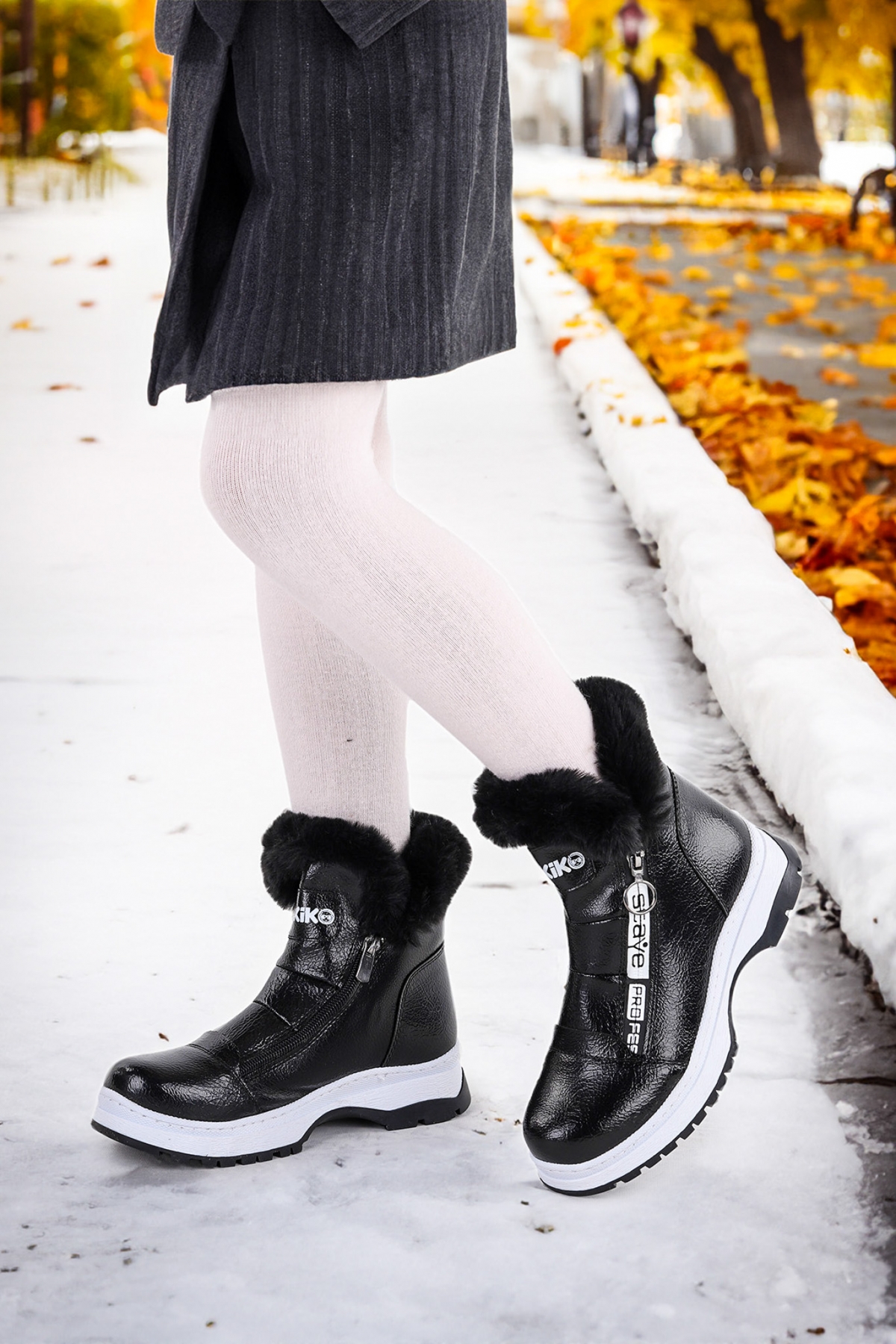 Kiko Kids 250 Rugan Çatlak Fermuarlı Kız Çocuk Bot Ayakkabı Siyah - Görsel 3