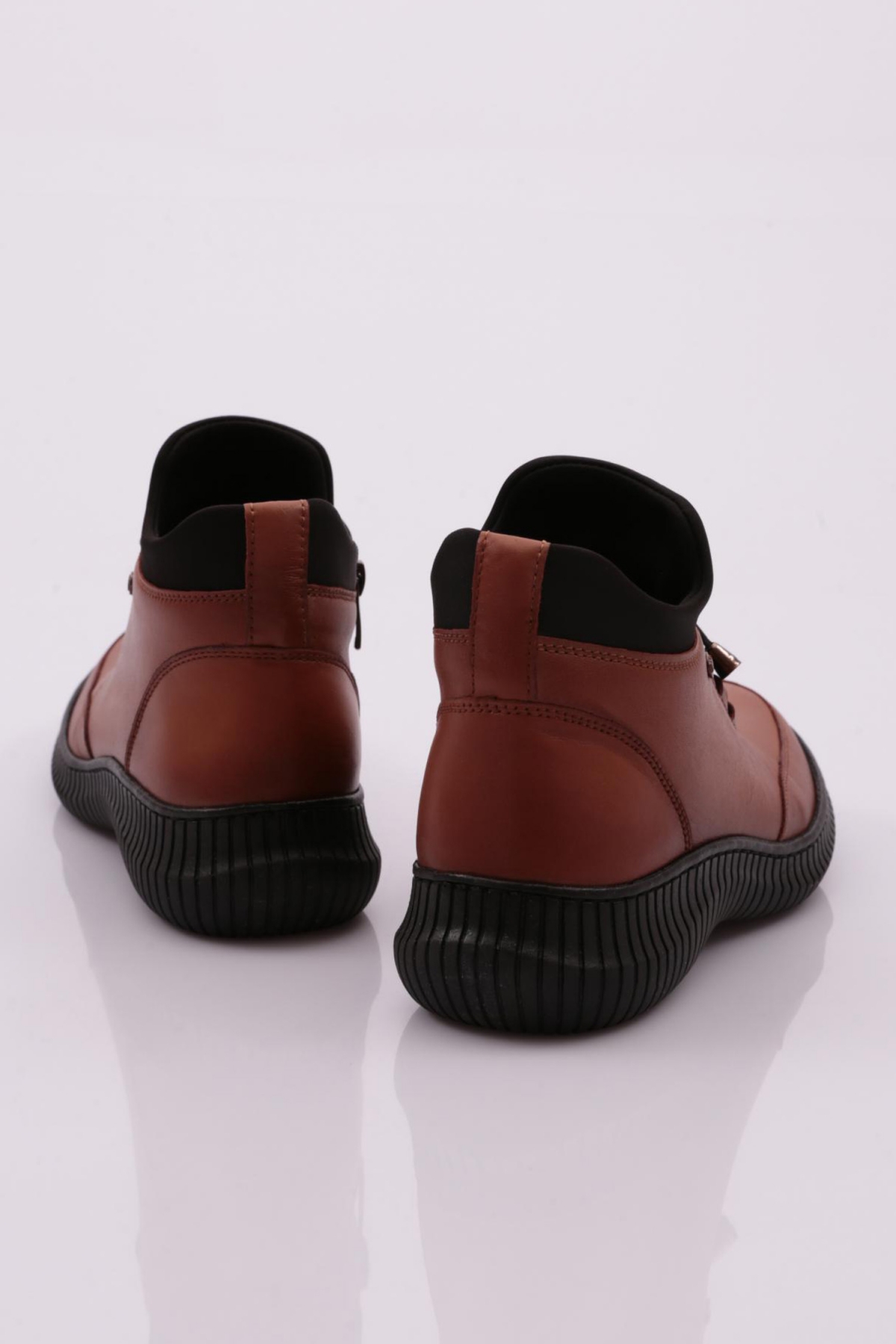 435 LASTİK BAĞCIKLI FERMUARLI KADIN BOT - Görsel 4