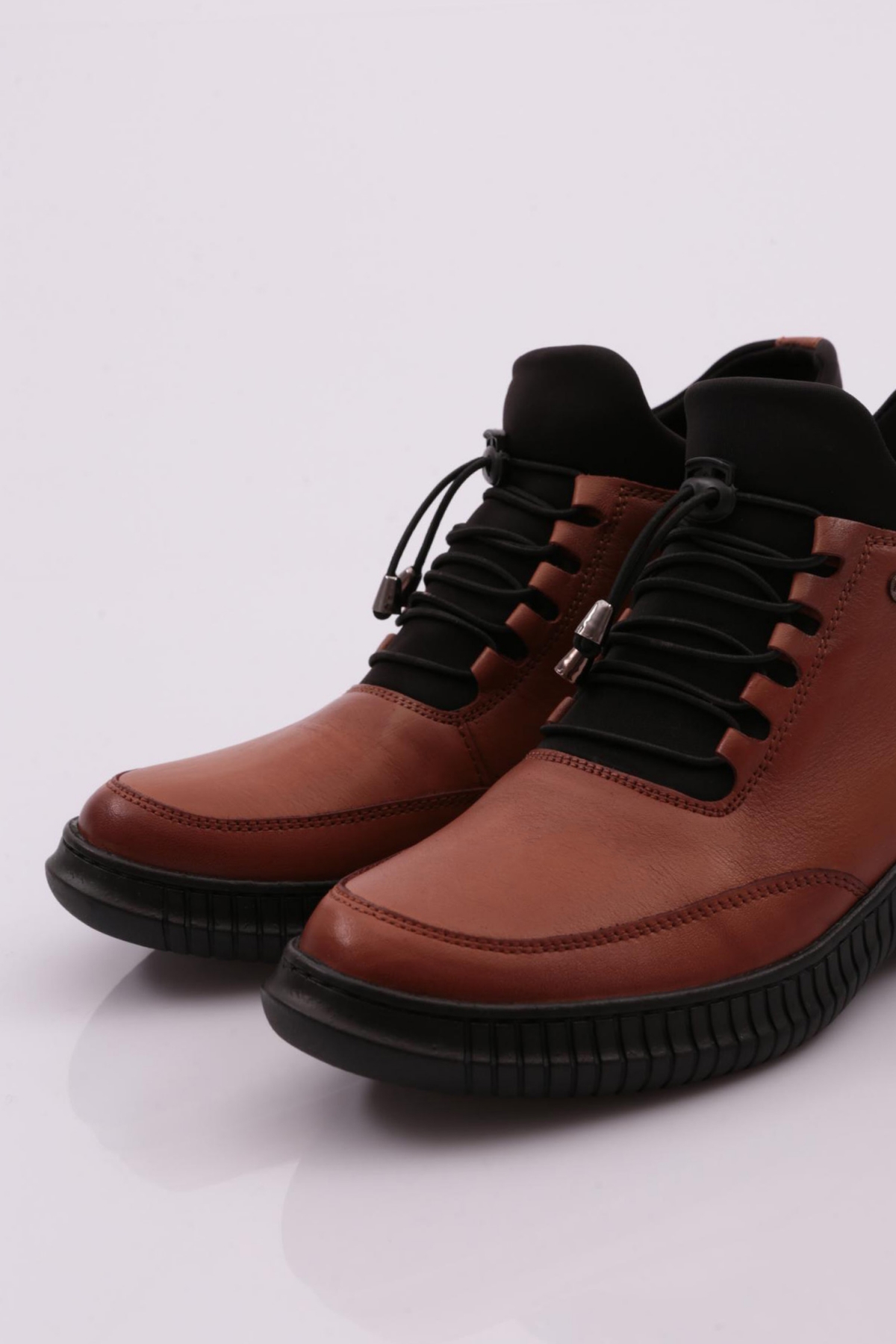 435 LASTİK BAĞCIKLI FERMUARLI KADIN BOT - Görsel 5