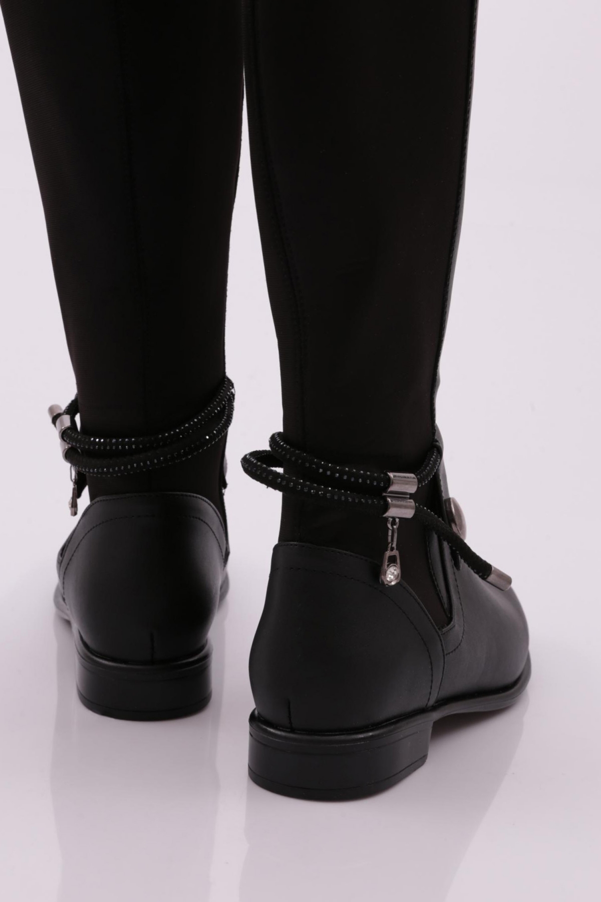 505-22K Kadin Arkasi Strech Yani Fermuarli Knee High Flats Çizme - Görsel 4