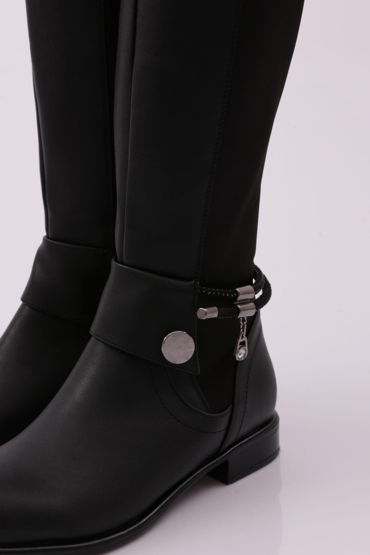 505-22K Kadin Arkasi Strech Yani Fermuarli Knee High Flats Çizme - Görsel 5