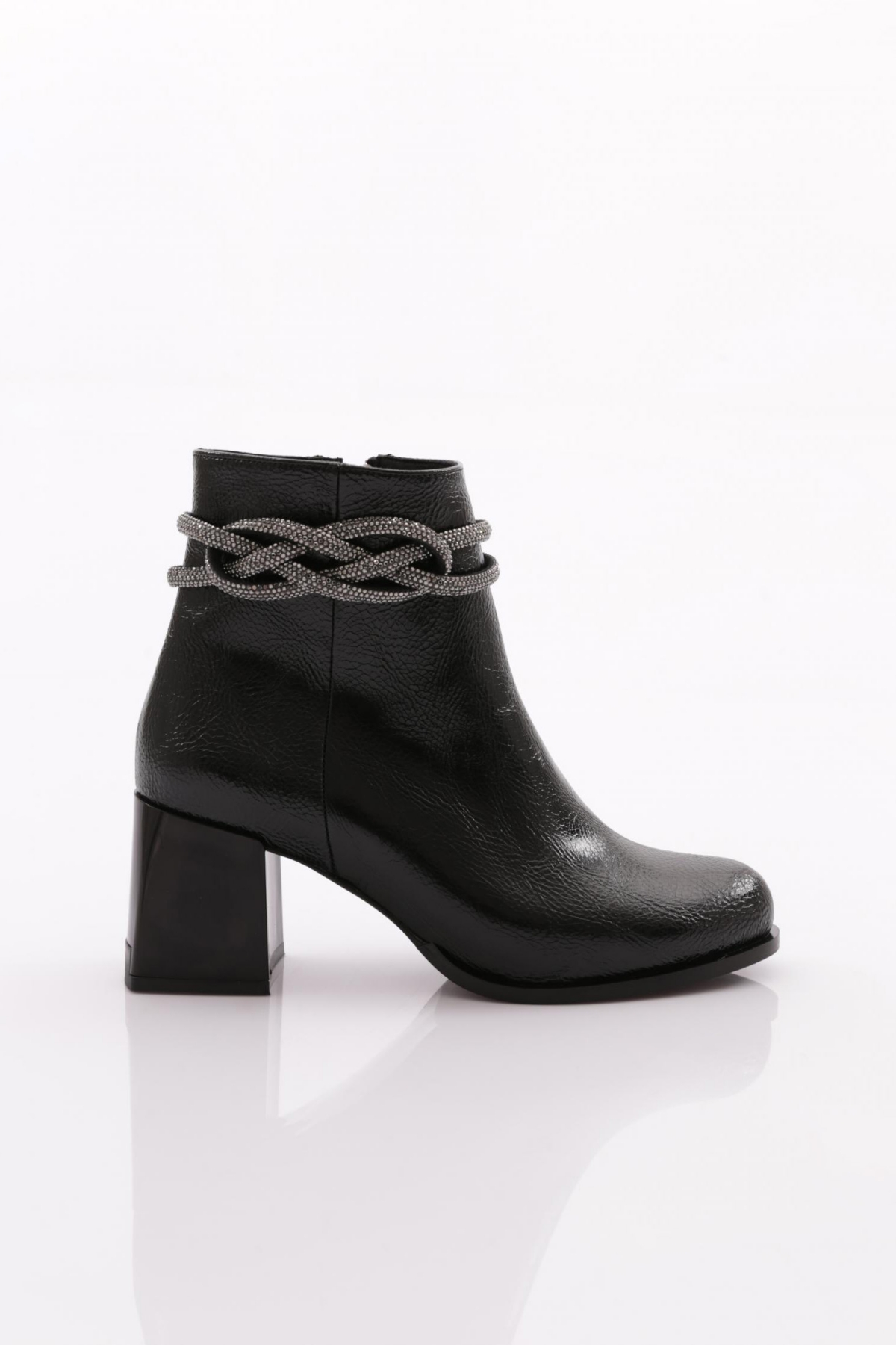 1790 Kadin Topuklu Ayakkabi - Görsel 2