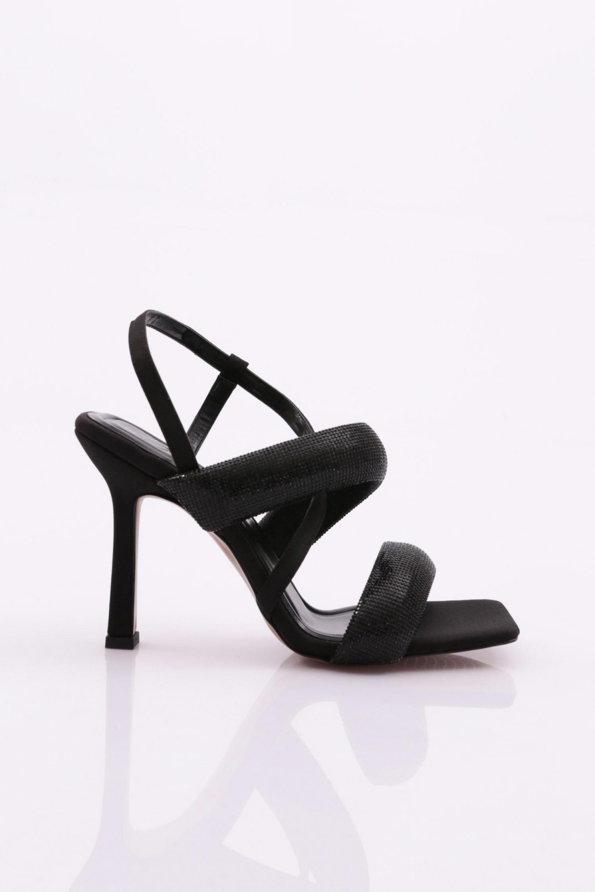 2032 Kadin Sirali Kalin Sirali Ve Çapraz Bantli Silver Taşli Topuklu Sandalet - Görsel 2