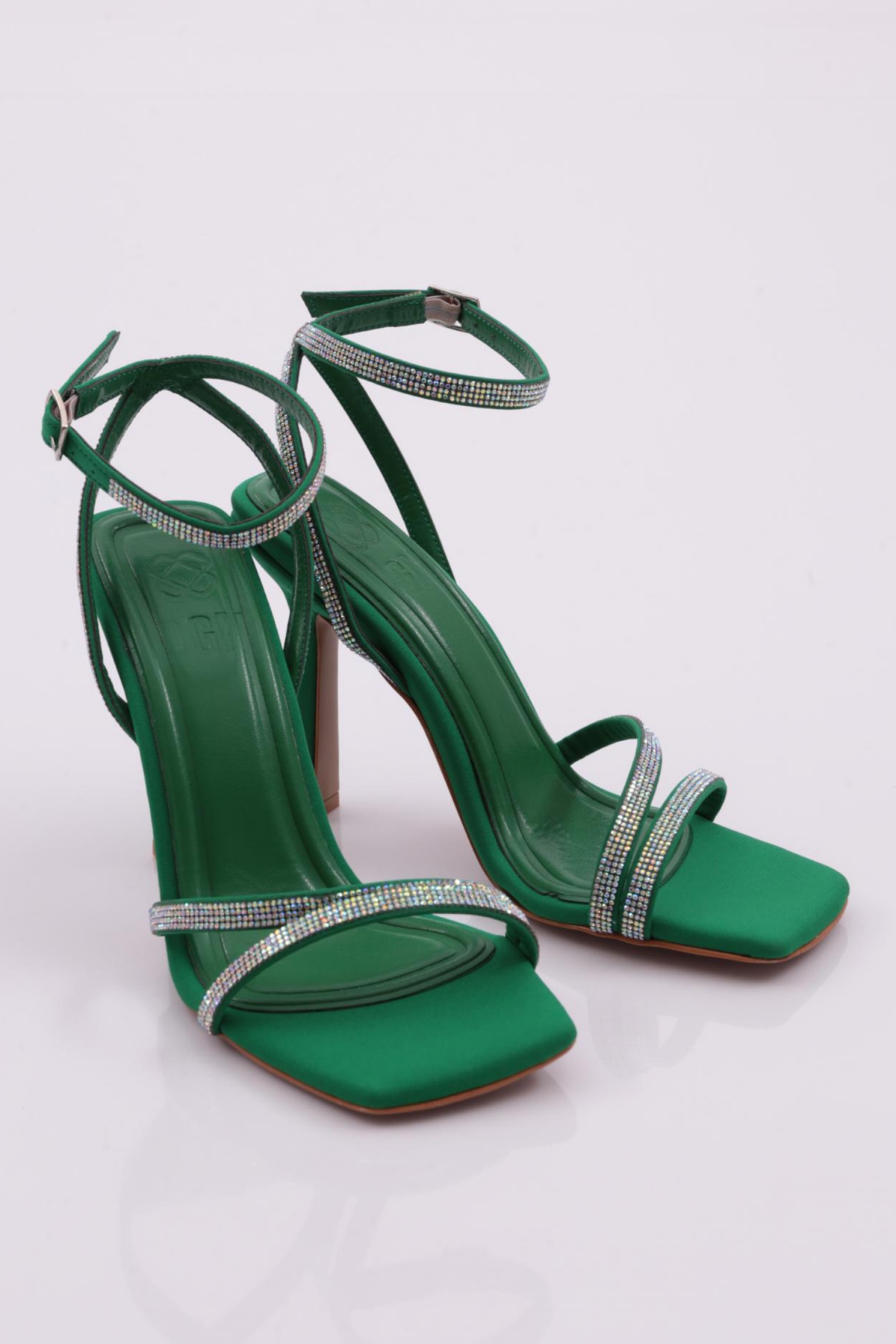 2026 Kadin Silver Taşli Bilekten Kemer Bağlamali Topuklu Sandalet - Görsel 3