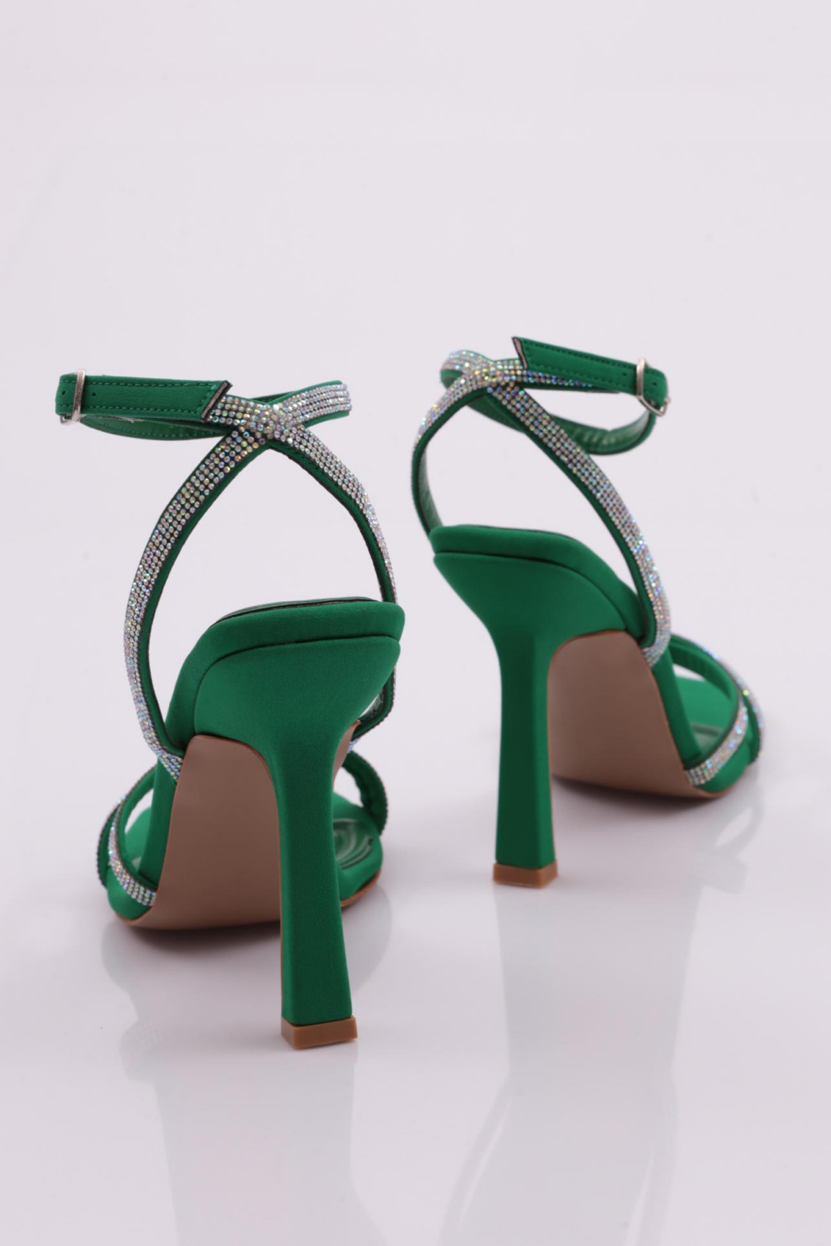 2026 Kadin Silver Taşli Bilekten Kemer Bağlamali Topuklu Sandalet - Görsel 4