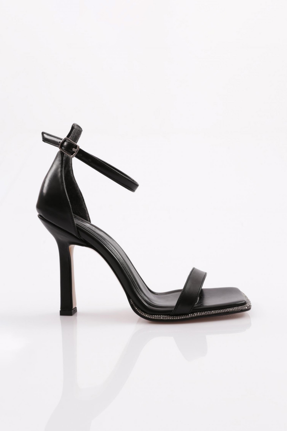 2025 Kadin Kalin Bantli Silver Taş Detayli Bilekten Kemer Bağlamali Arkasi Kapali Topuklu Sandalet - Görsel 2