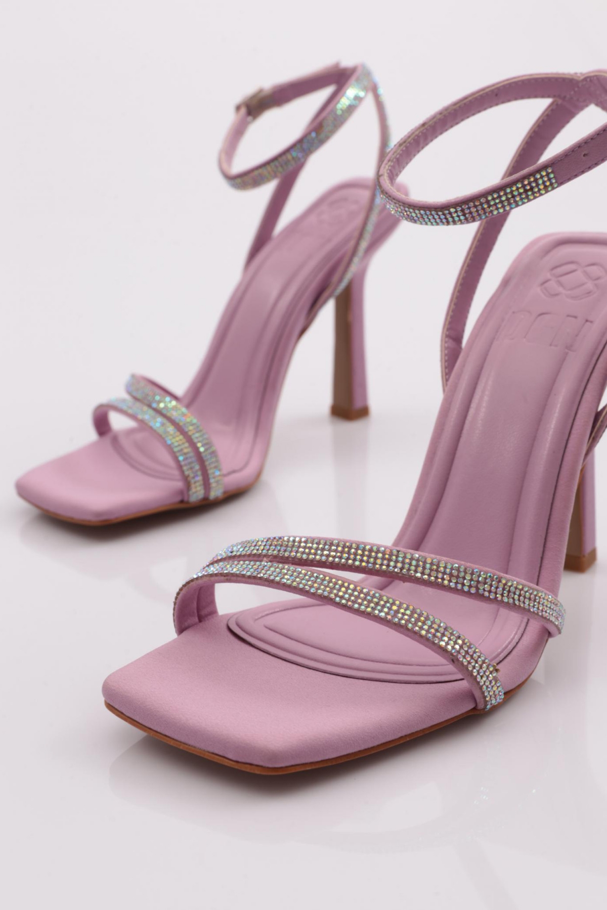 2026 Kadin Silver Taşli Bilekten Kemer Bağlamali Topuklu Sandalet - Görsel 5
