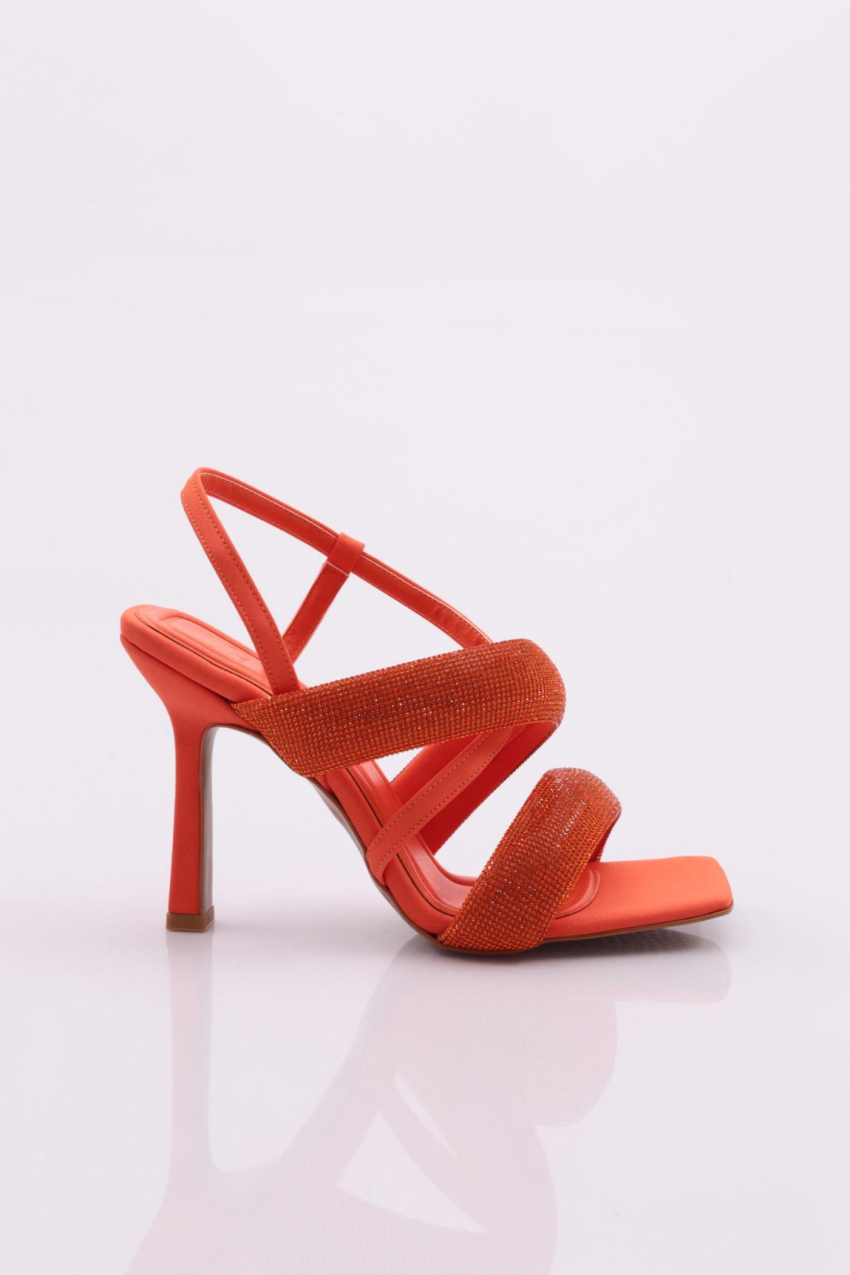 2032 Kadin Sirali Kalin Sirali Ve Çapraz Bantli Silver Taşli Topuklu Sandalet - Görsel 2