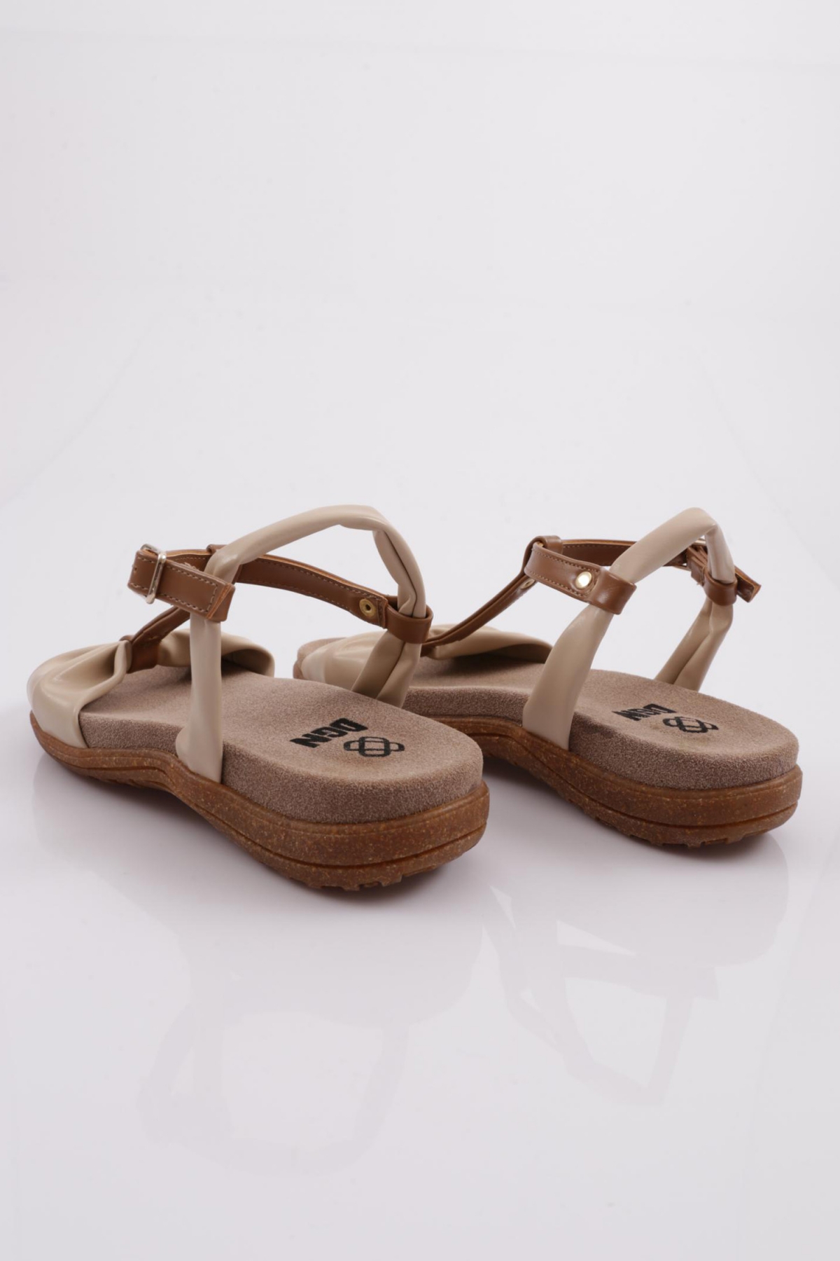 2512 Kadin Düz Taban Bilekten Bağlama Sandalet - Görsel 4