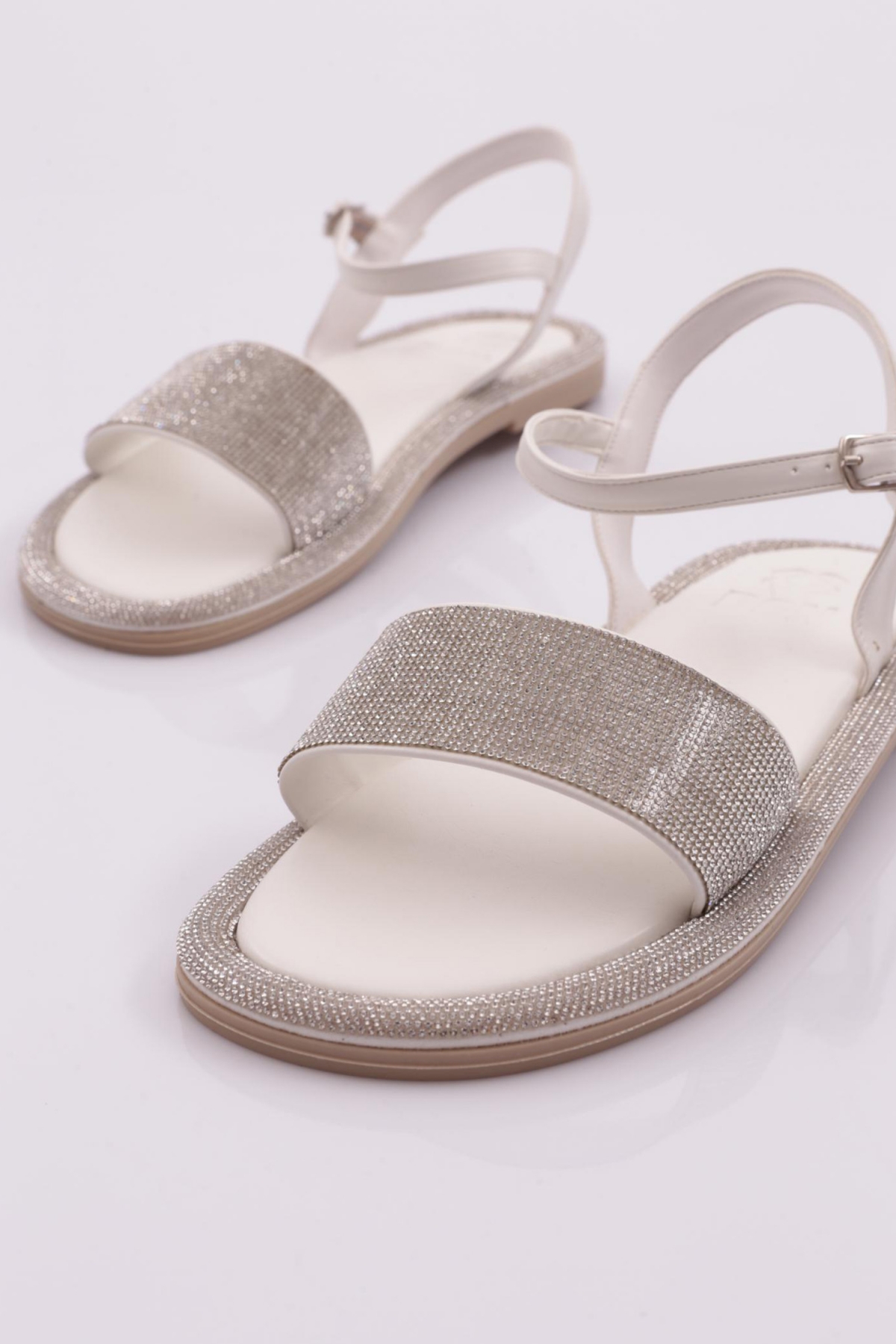 3051 Kadin Düz Taban Taşli Sandalet - Görsel 5