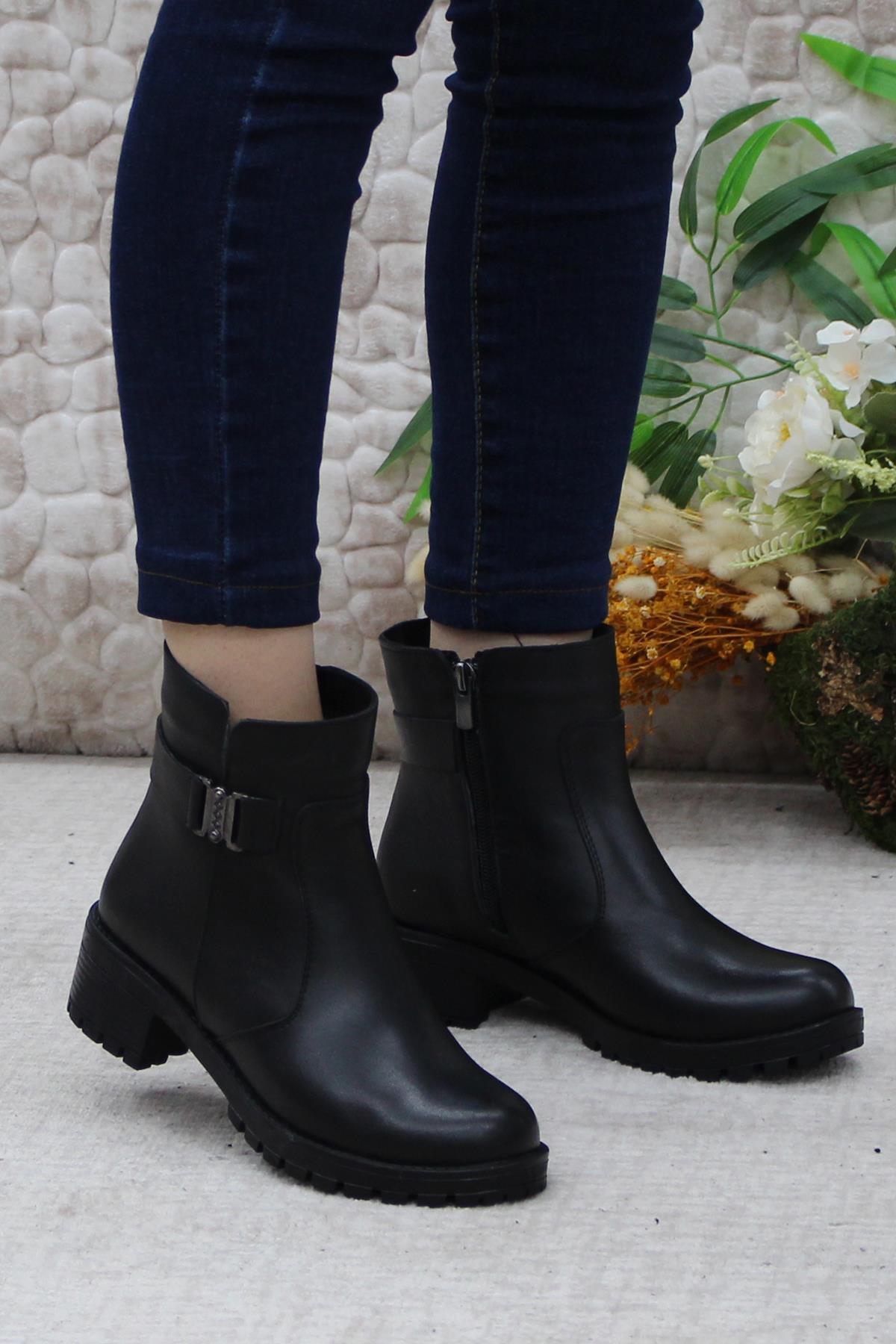 32822 Siyah Orijinal Hakiki Deri İçi Kürklü Kaymaz Taban Kadın Bot - Görsel 5