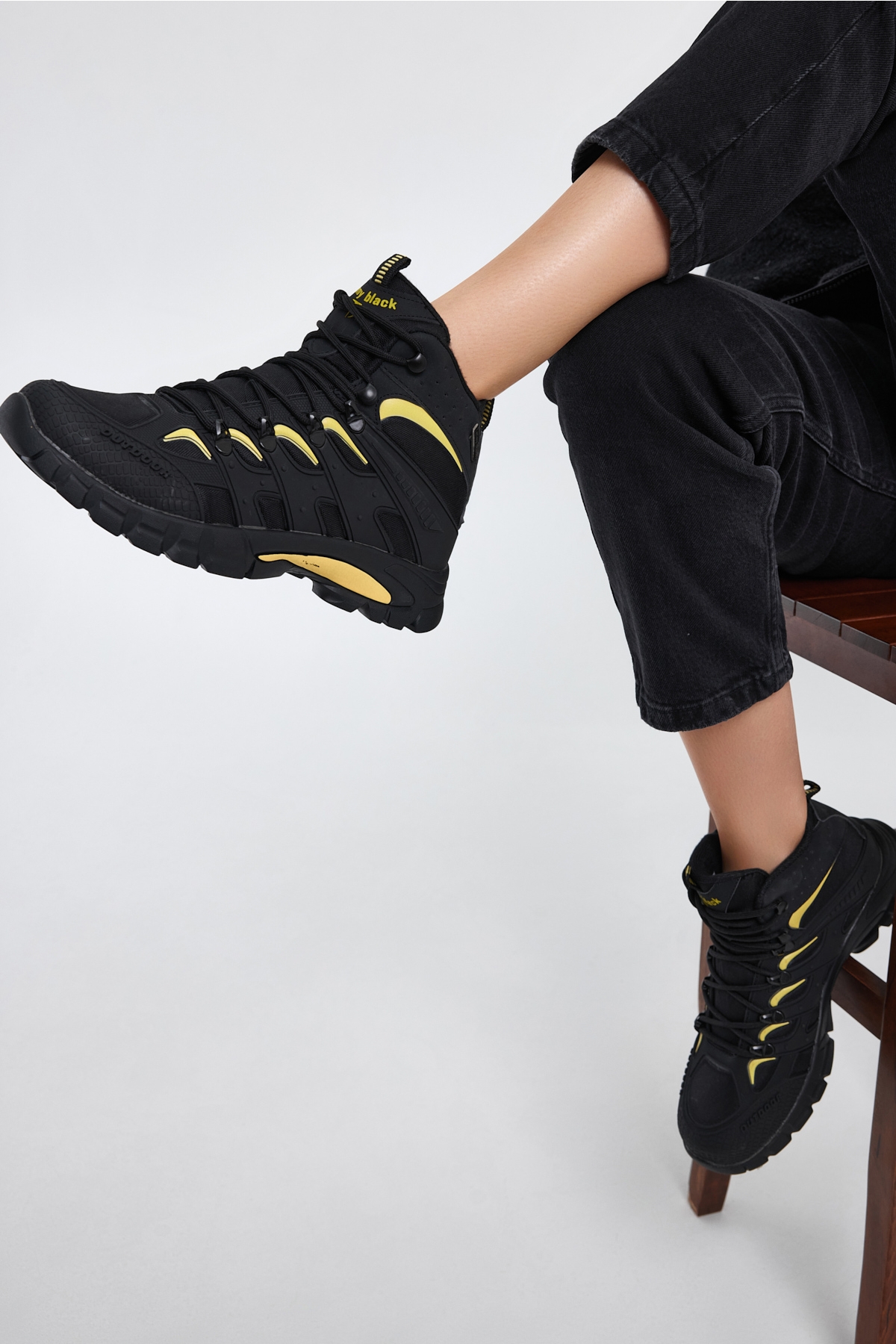 Unisex Siyah Sarı Rahat Kalıp Suı İtici Özellikli Bağcıklı Unisex Bot - Görsel 4