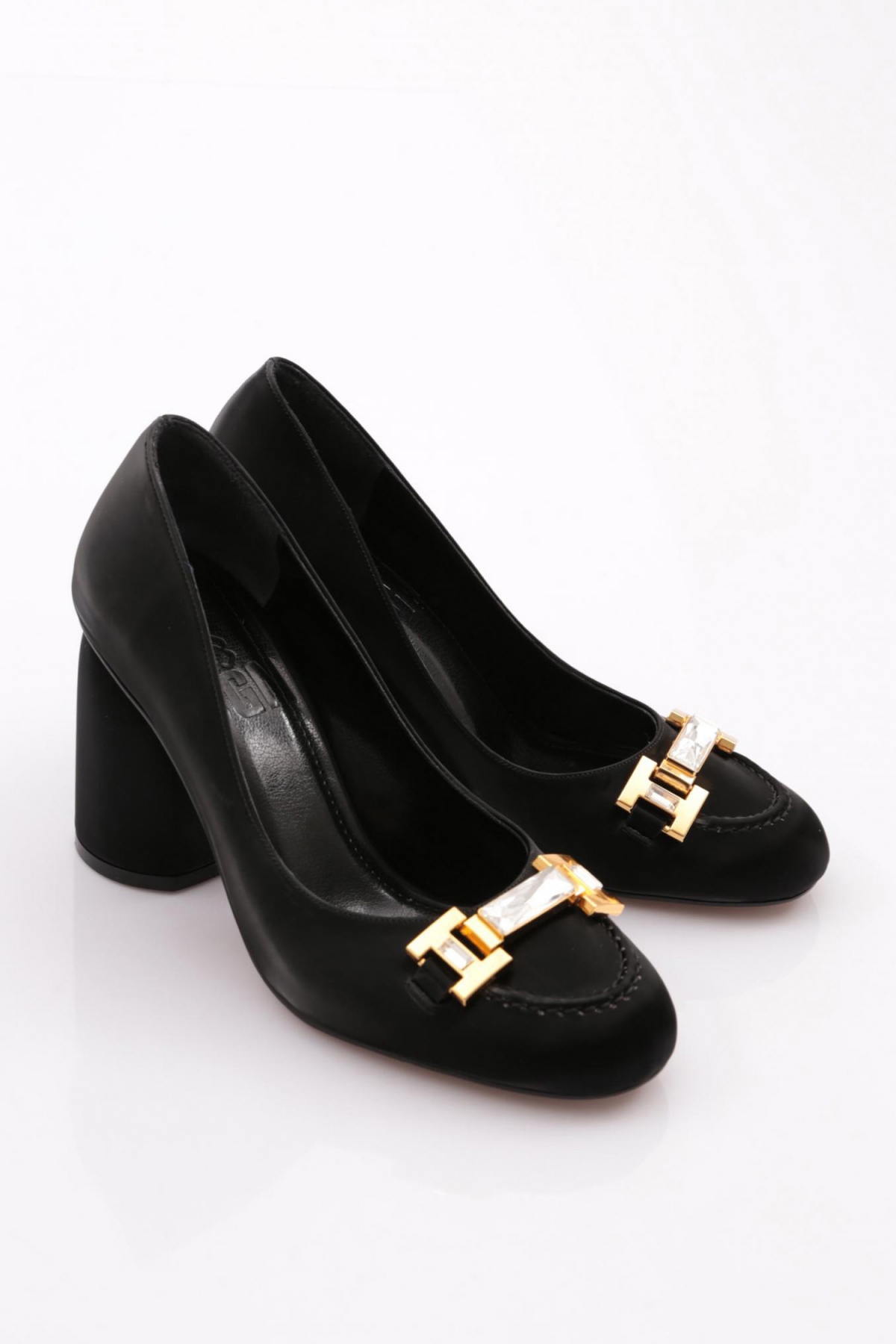 6030 Kadin Teş Detayli Topuklu Ayakkabi - Görsel 3